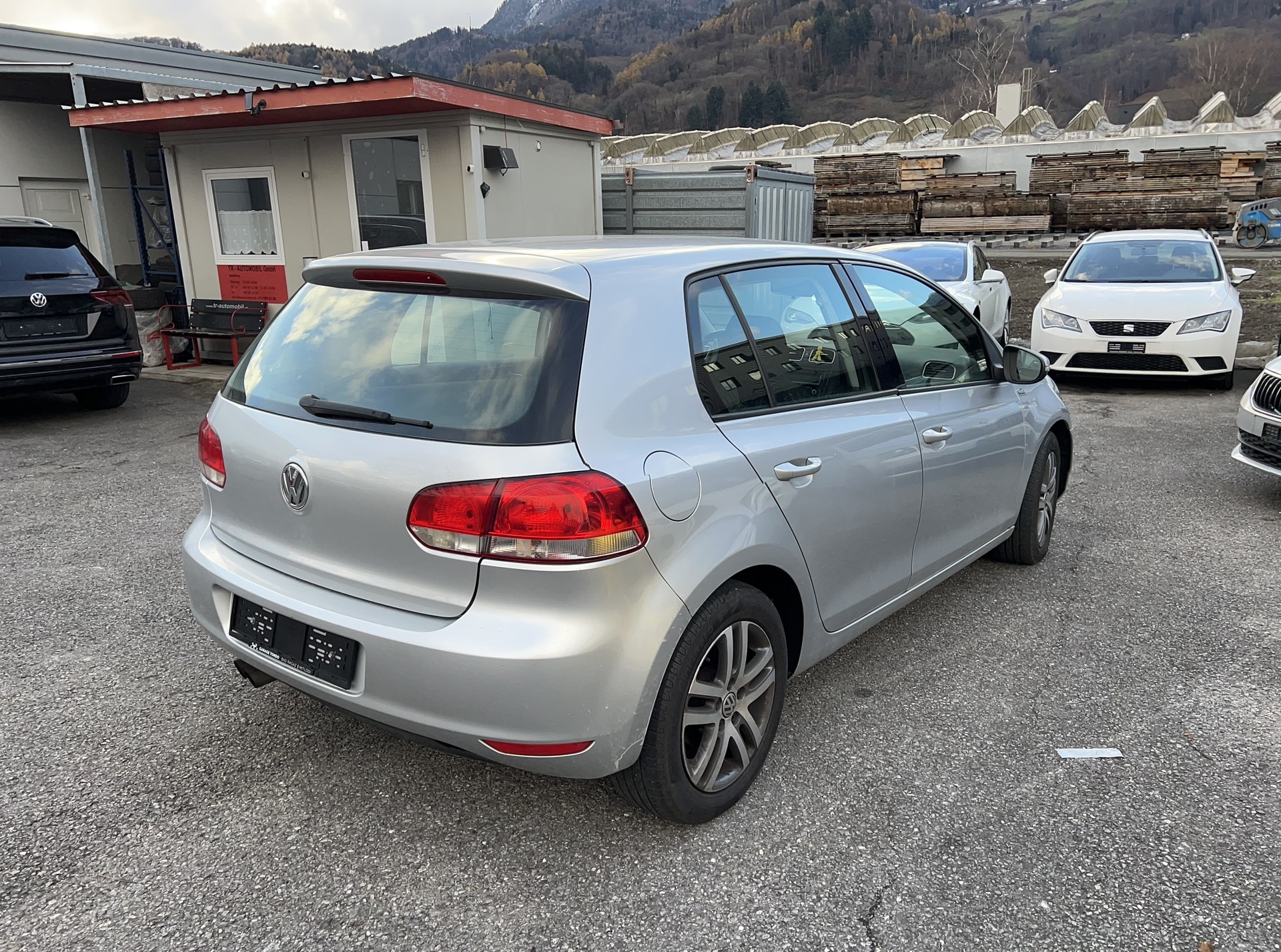 VW Golf 2.0 TDI Comfortline 4Motion-image-6