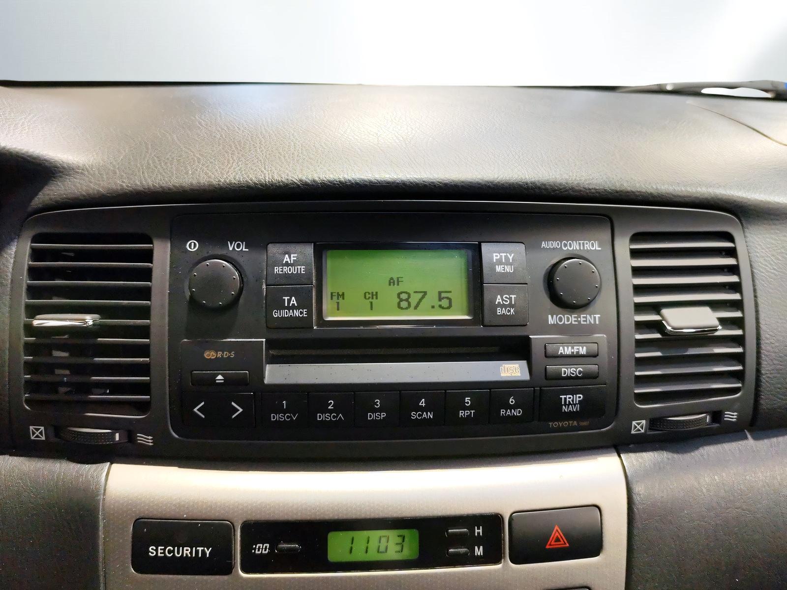 TOYOTA Corolla 1.6 VVT-i Linea Sol Dynamic-image-12