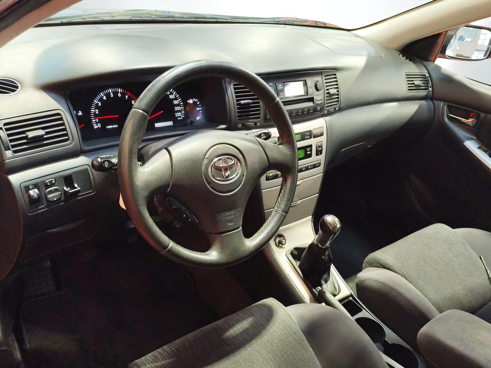 TOYOTA Corolla 1.6 VVT-i Linea Sol Dynamic-image-8