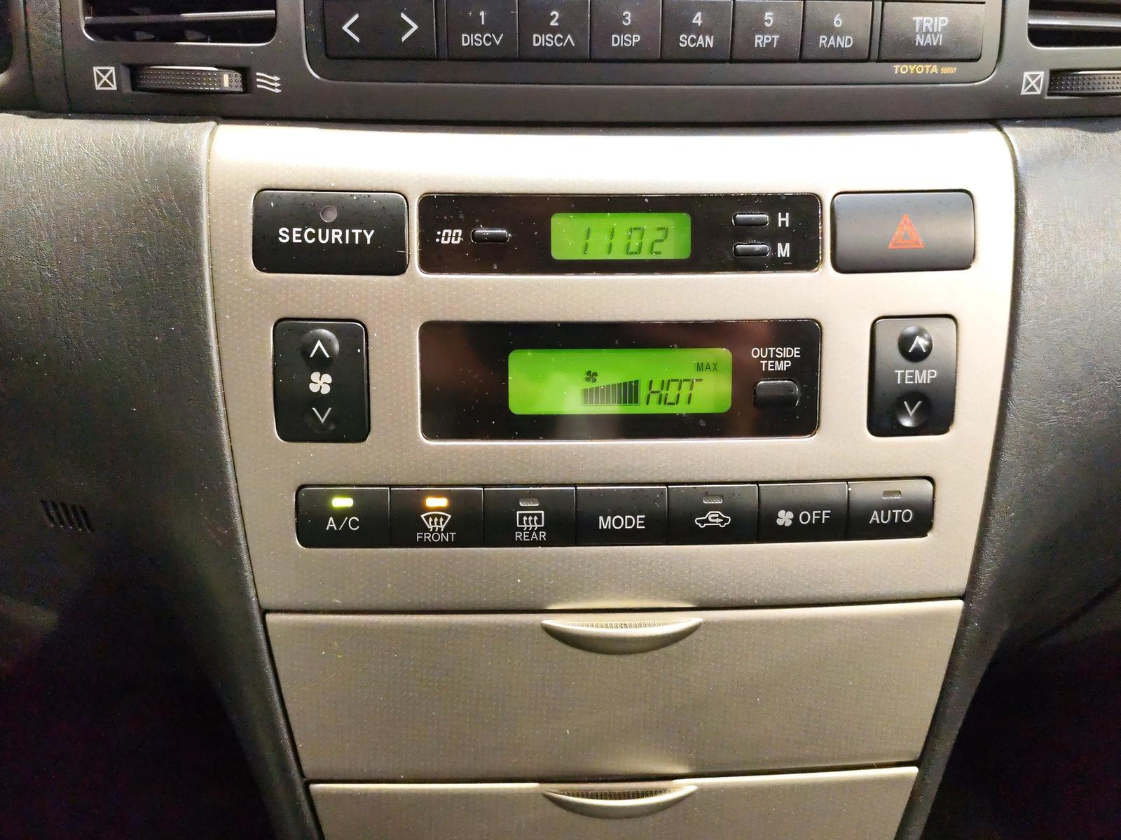 TOYOTA Corolla 1.6 VVT-i Linea Sol Dynamic-image-13