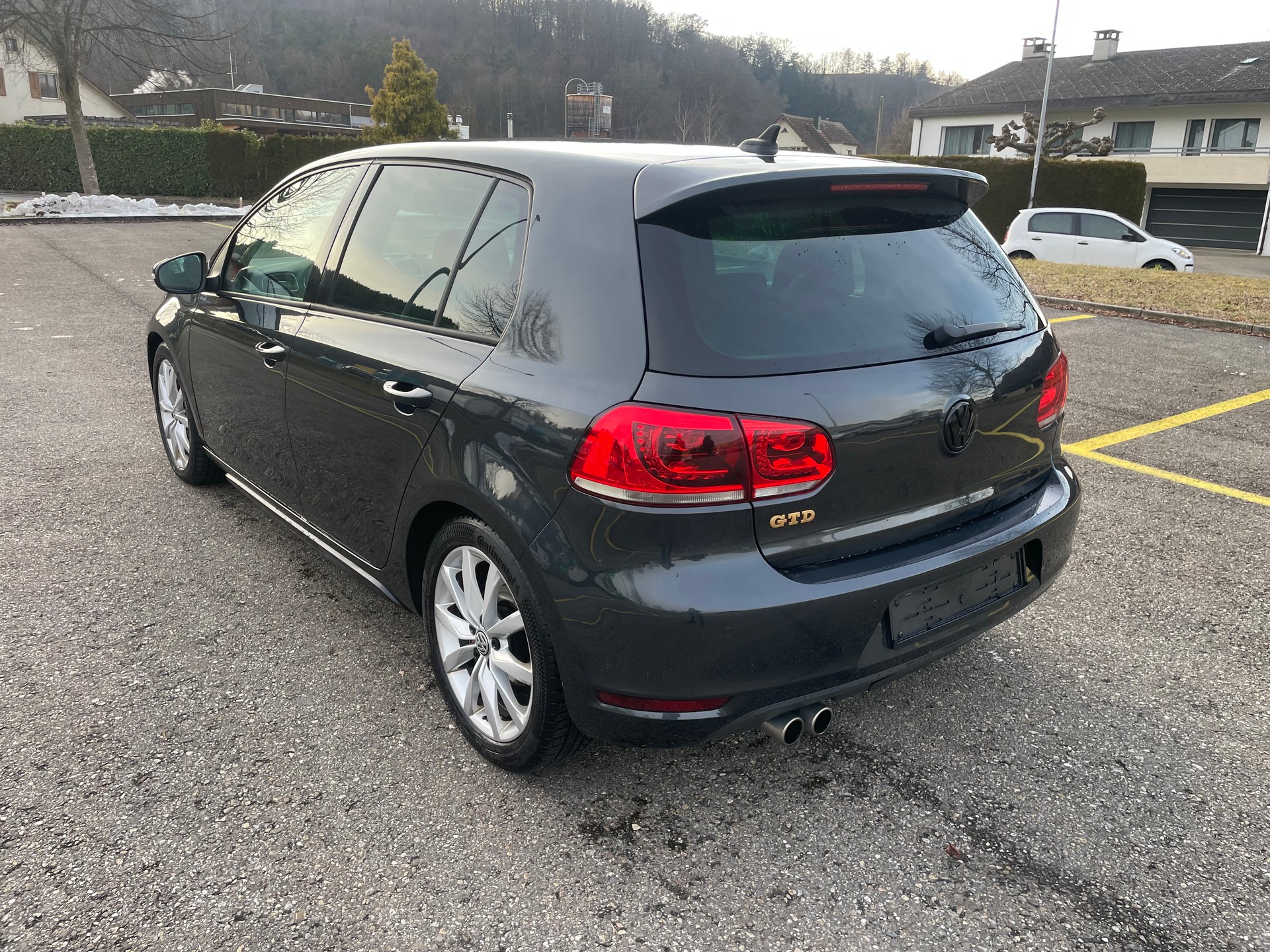 VW Golf 2.0 TDI GT DSG-image-5