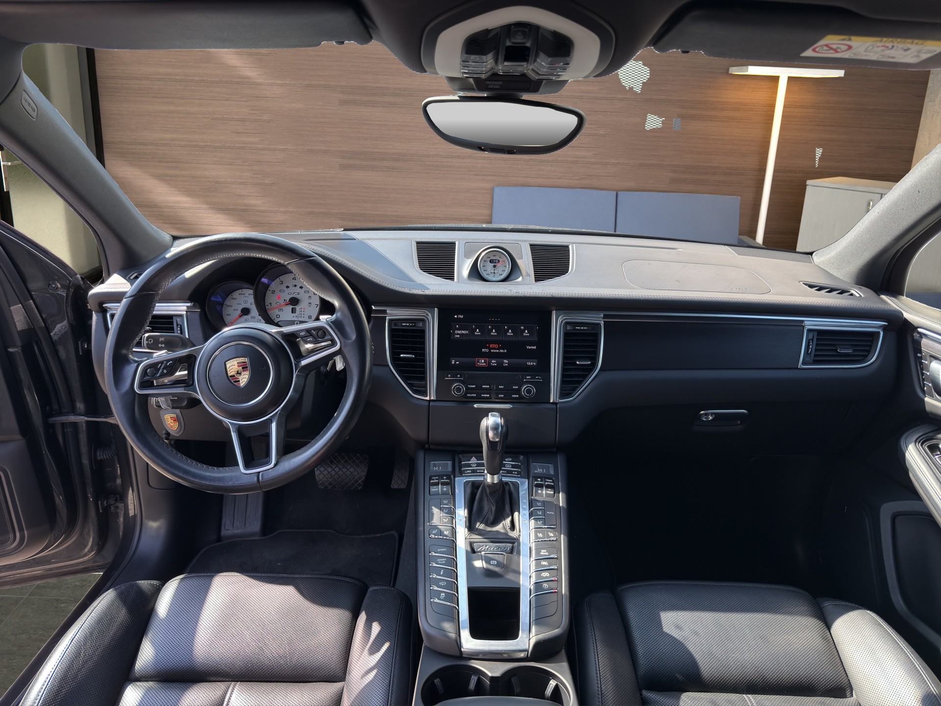 PORSCHE Macan GTS PDK-image-12