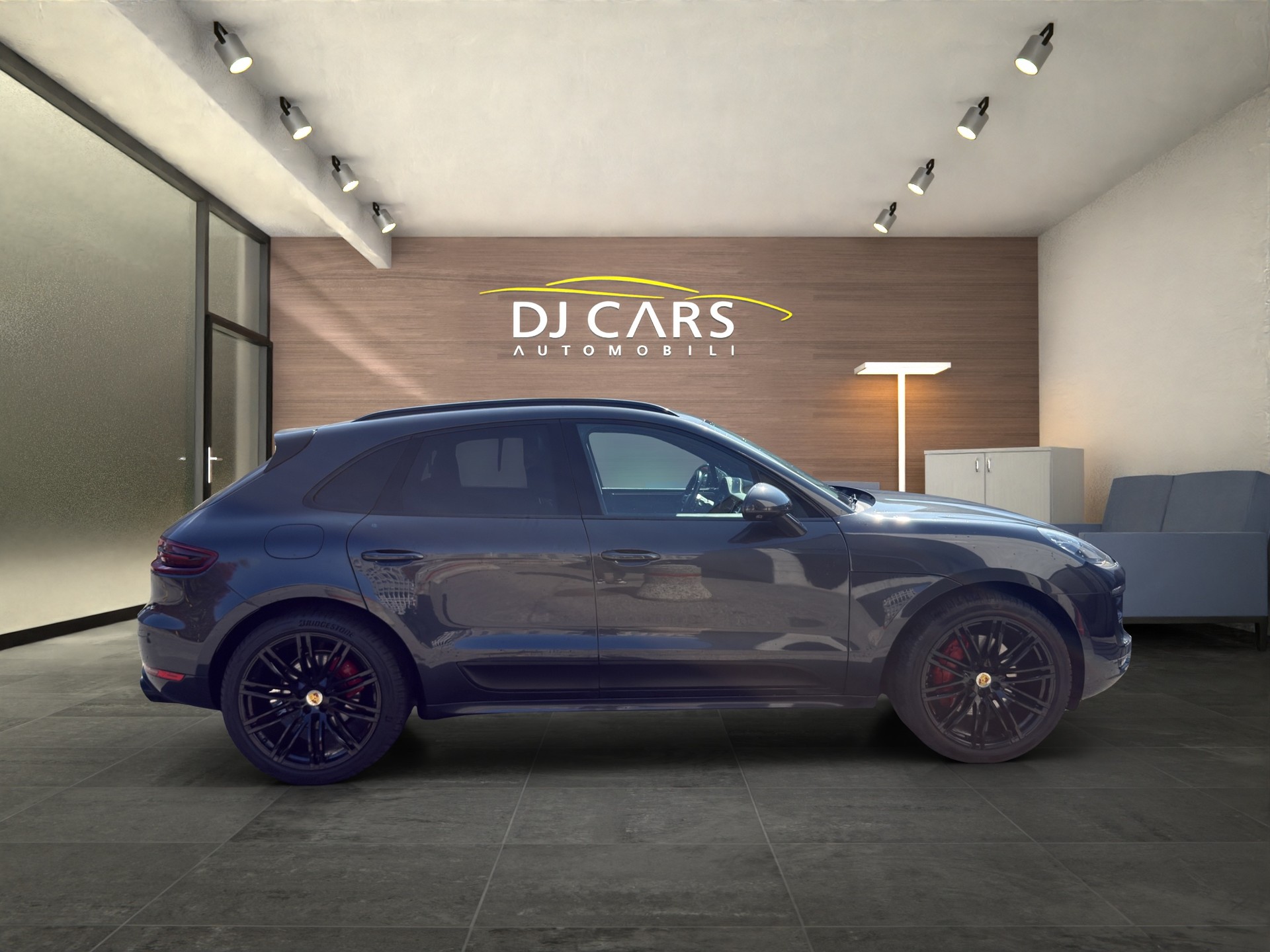 PORSCHE Macan GTS PDK-image-4