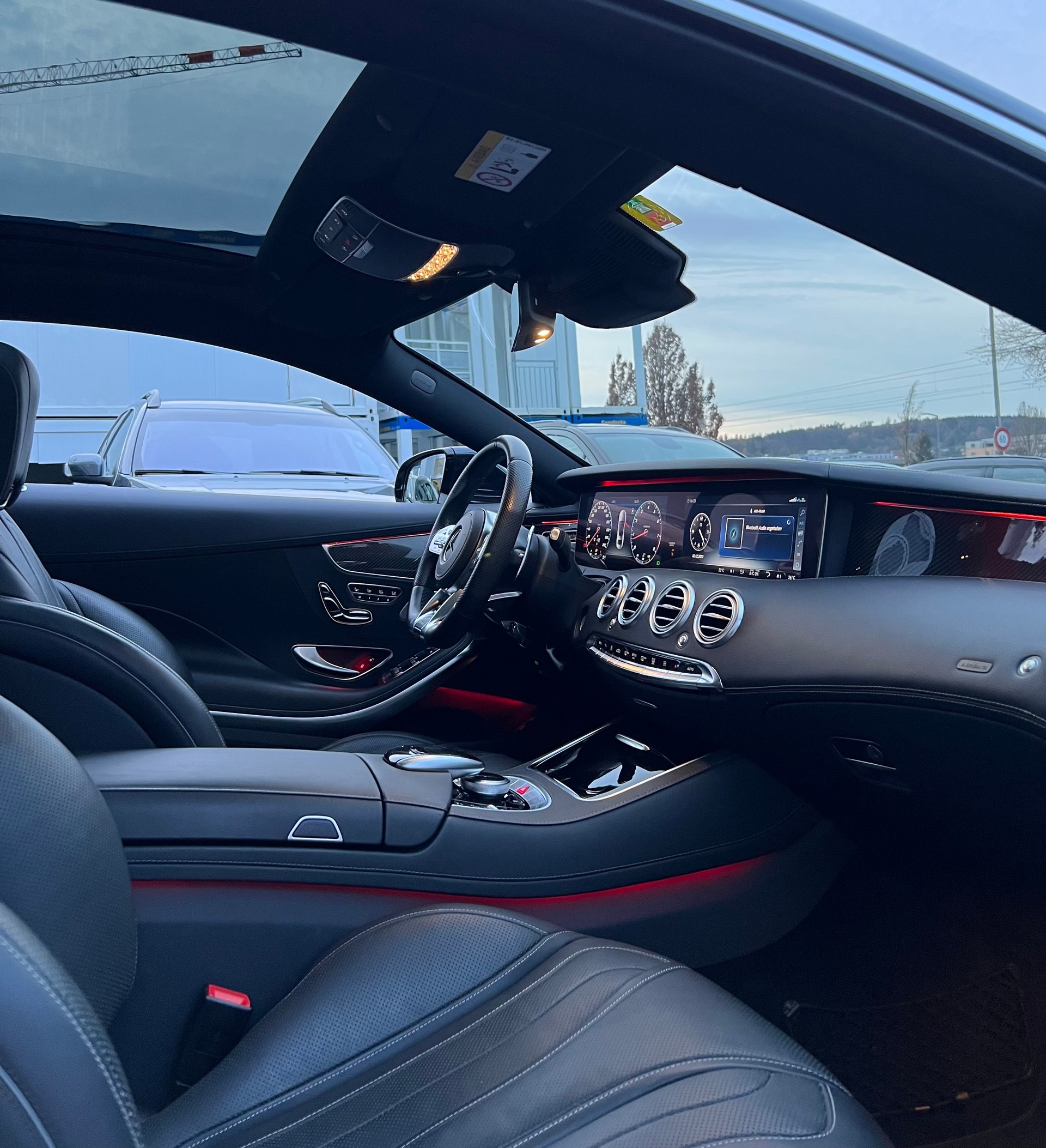 MERCEDES-BENZ S 560 4Matic 9G-Tronic-image-8