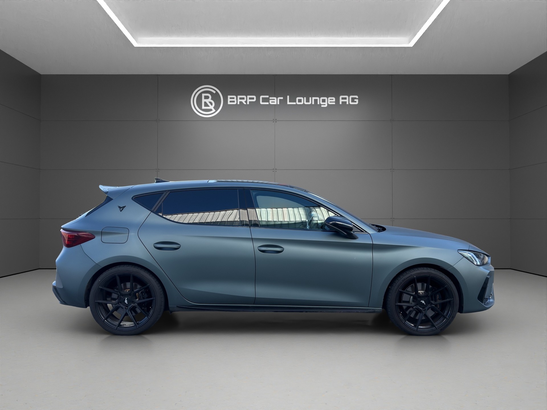 CUPRA LEON 272 PS PlugIn Hybrid *Japan Racing Felgen *-image-5
