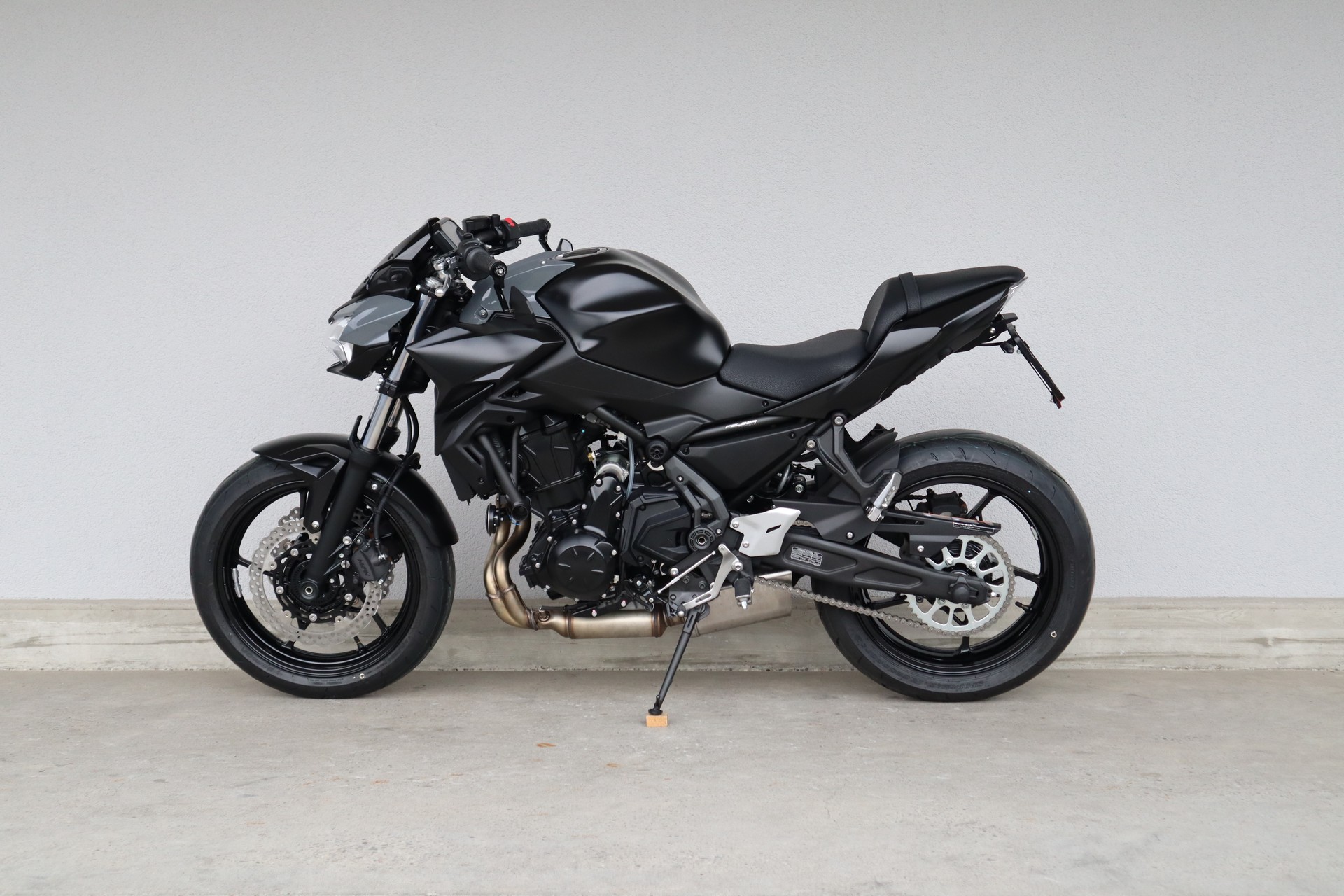 KAWASAKI Z 650-image-3