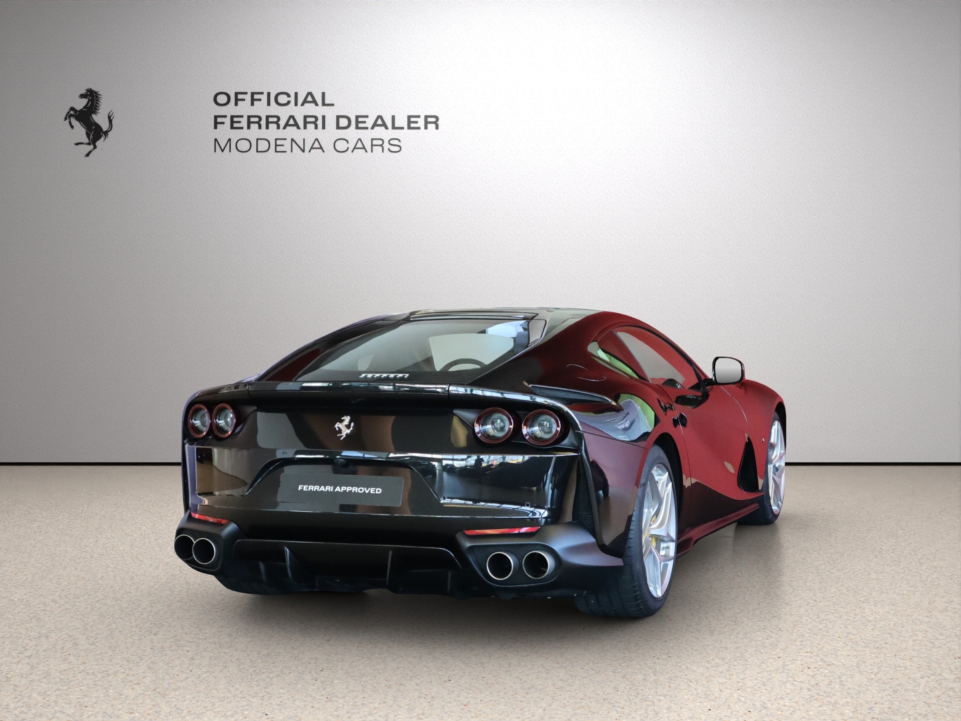 FERRARI 812 Superfast-image-12