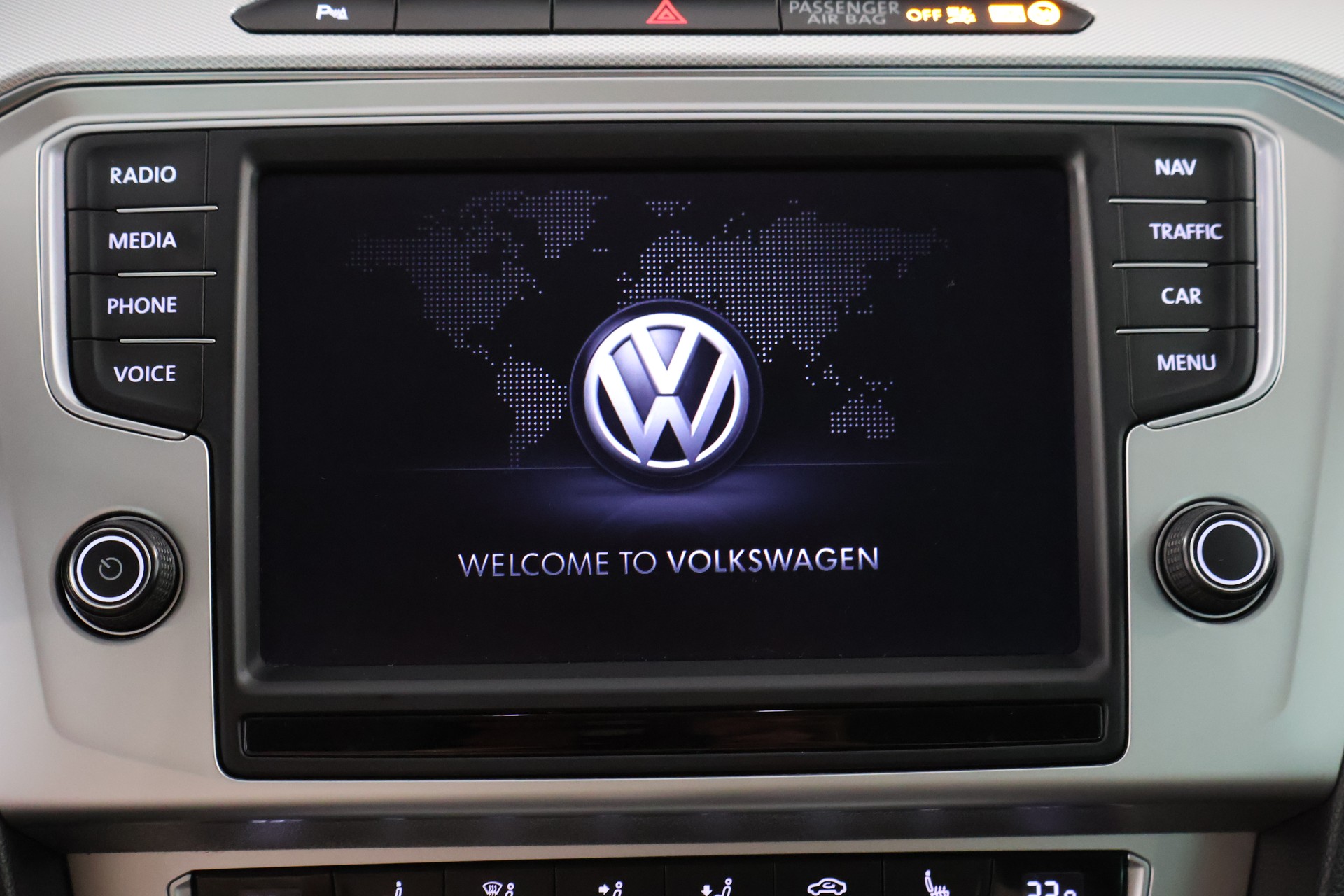 VW Passat 2.0 TDI BMT Comfortline DSG 4Motion-image-20