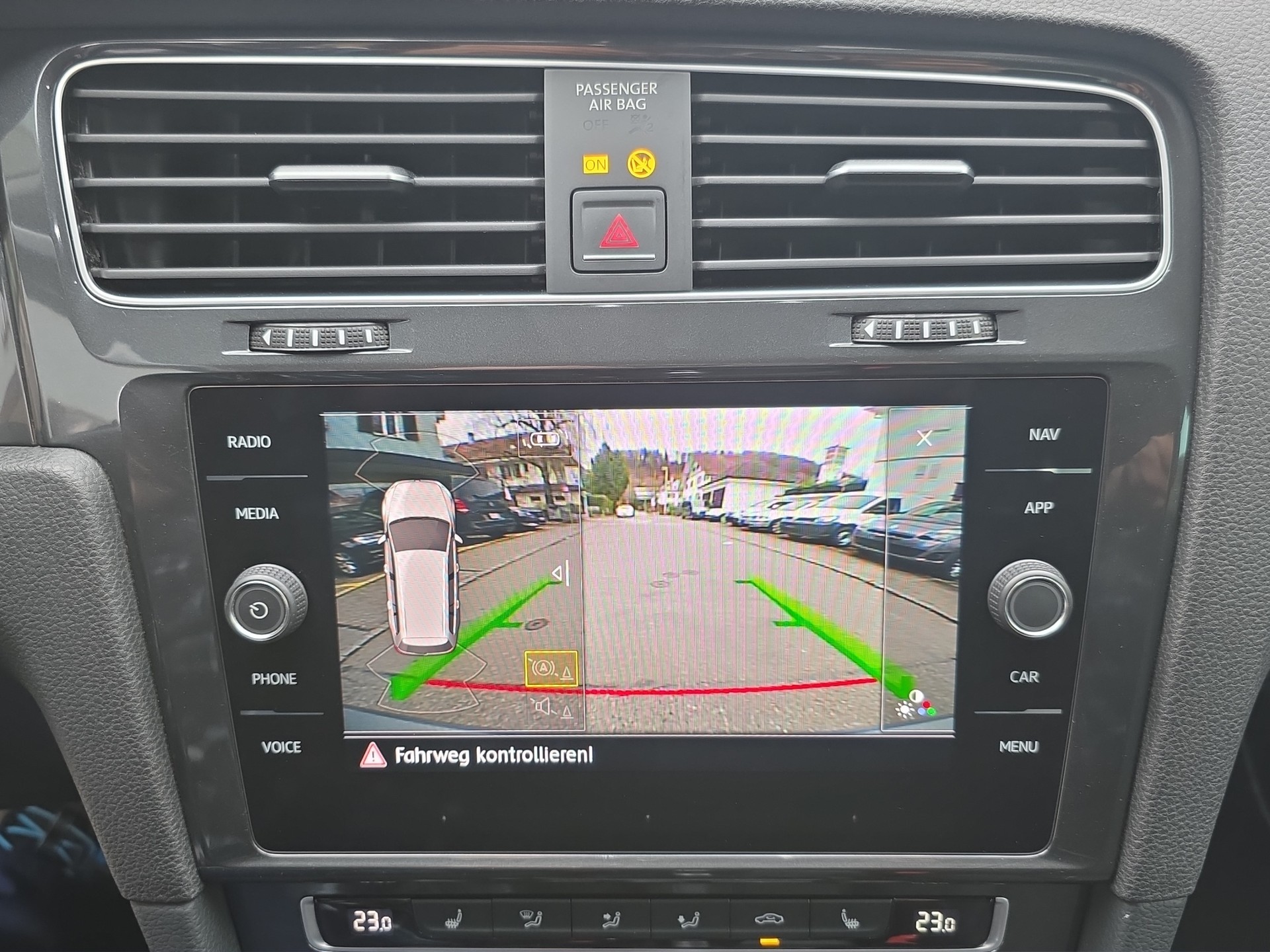 VW Golf 2.0 TDI Alltrack 4Motion DSG-image-13