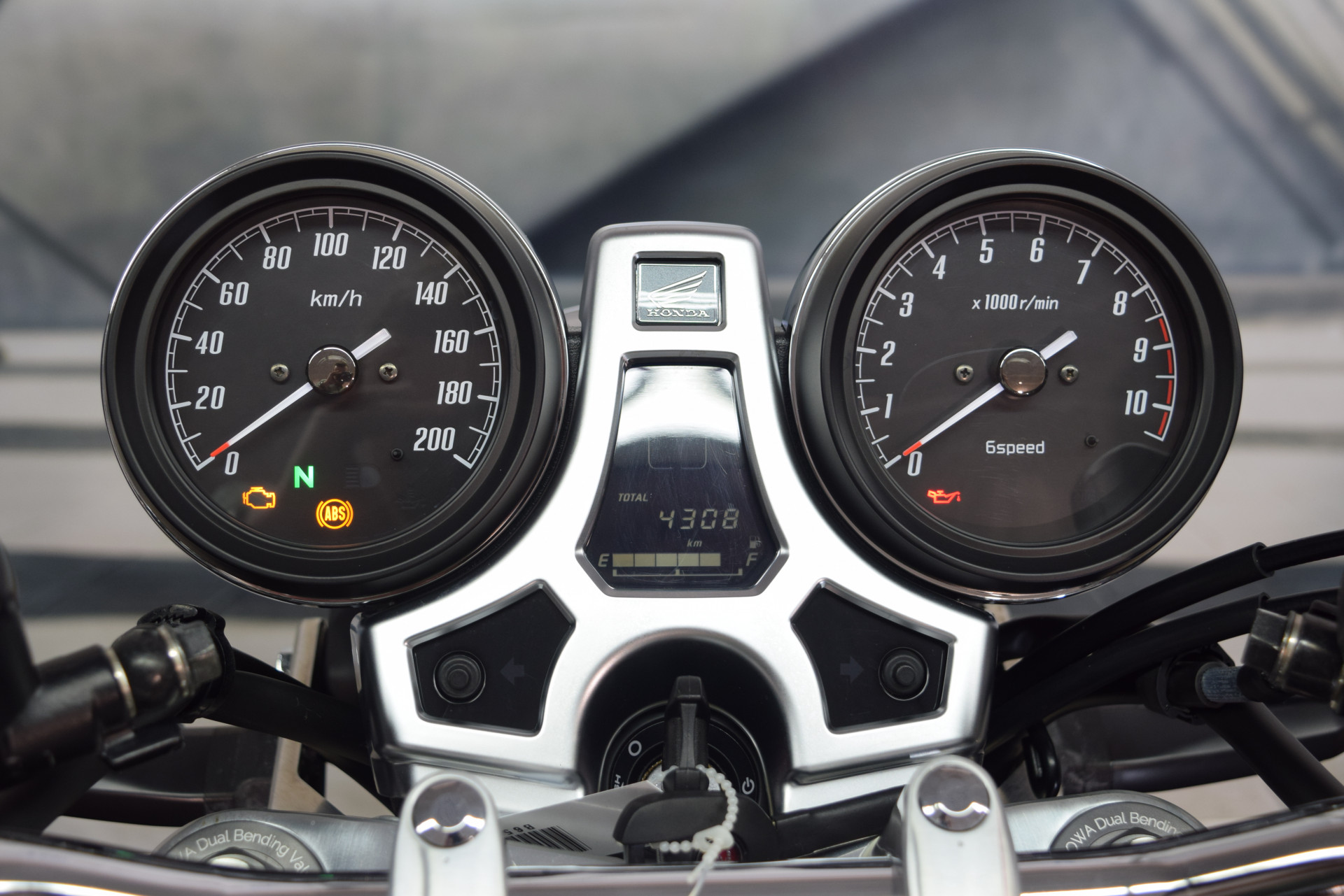 HONDA CB 1100 RS inkl. Seitentaschen-image-8