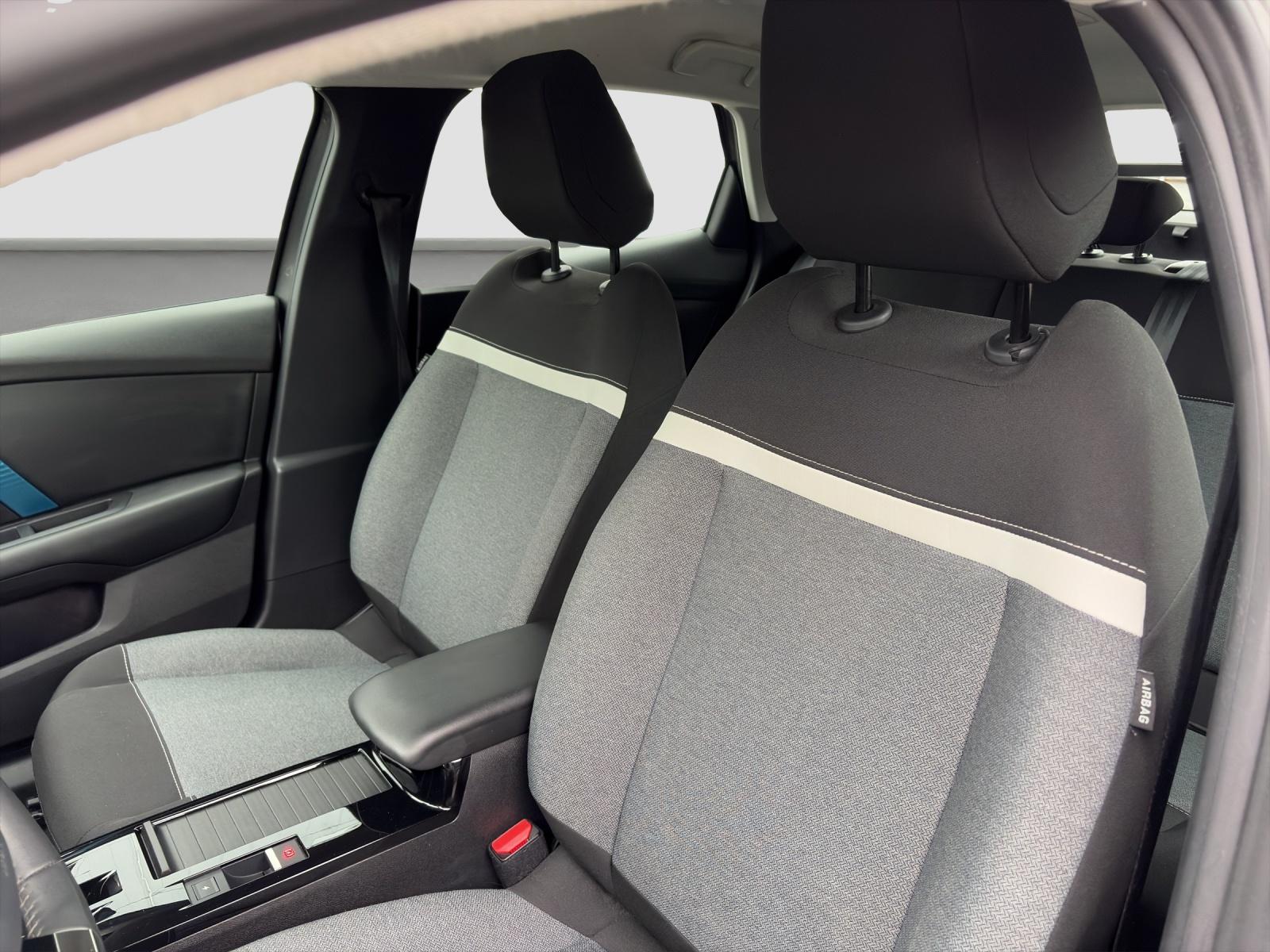 CITROEN e-C4 Swiss Edition-image-9