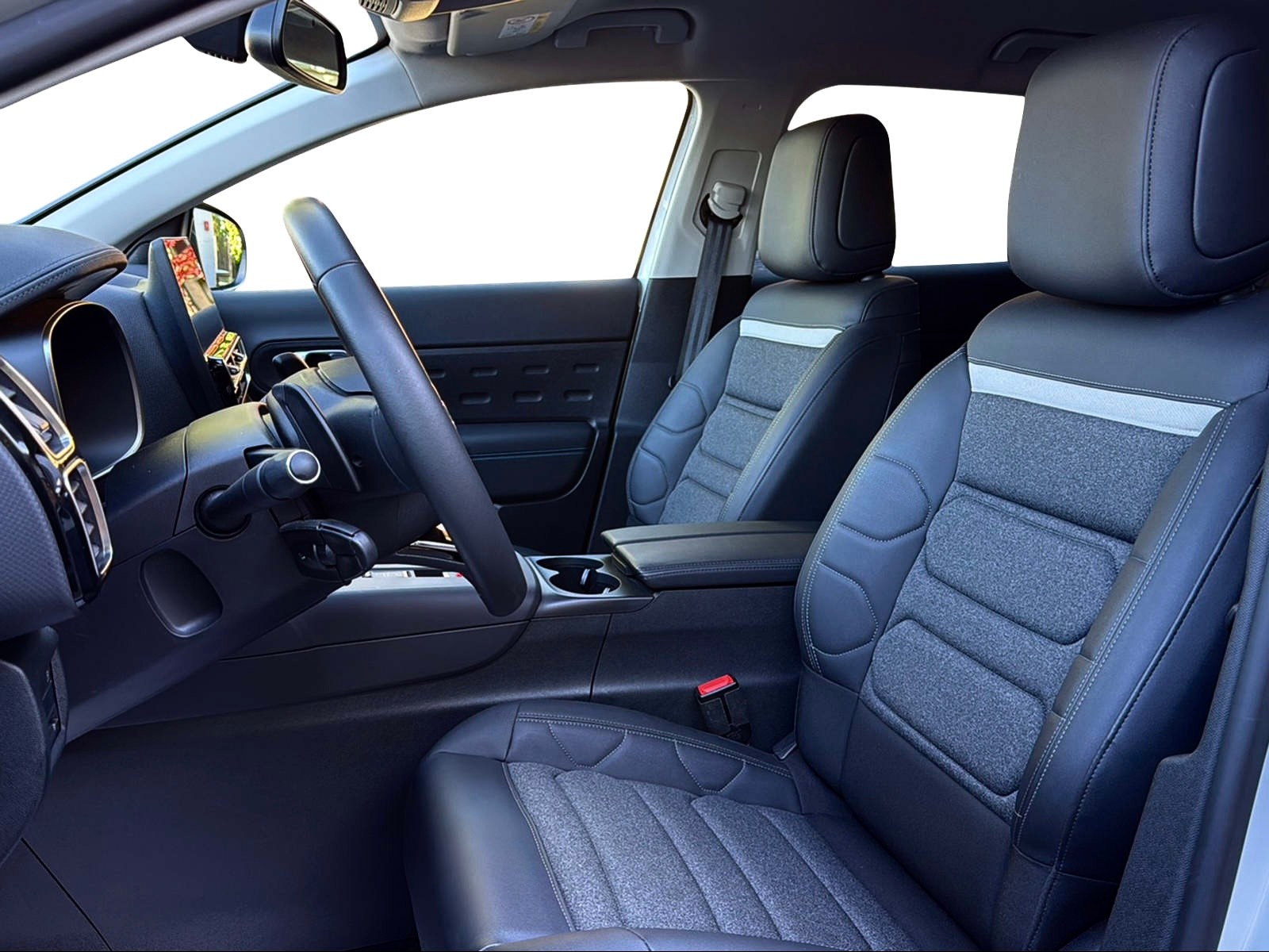 CITROEN C5 Aircross 1.6 PHEV Swiss Edition-image-7