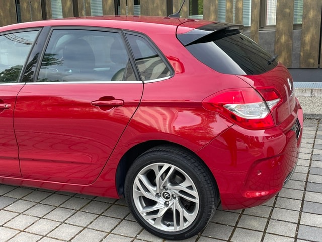 CITROEN C4 Berline 1.6 THP Exclusive EGS6-image-7