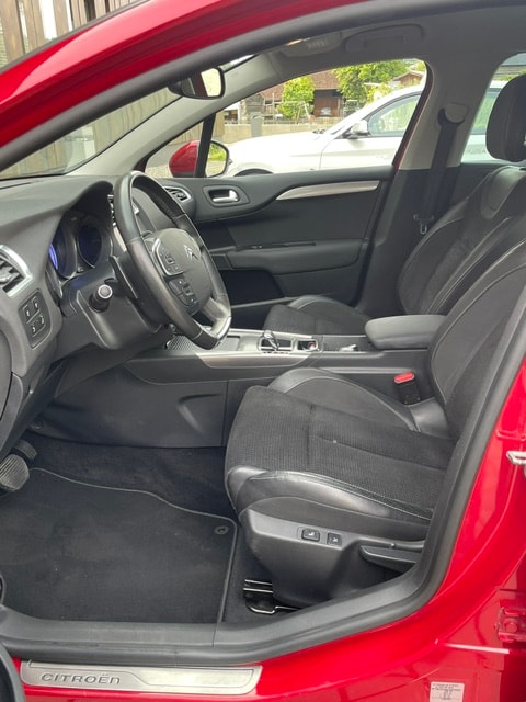 CITROEN C4 Berline 1.6 THP Exclusive EGS6-image-14