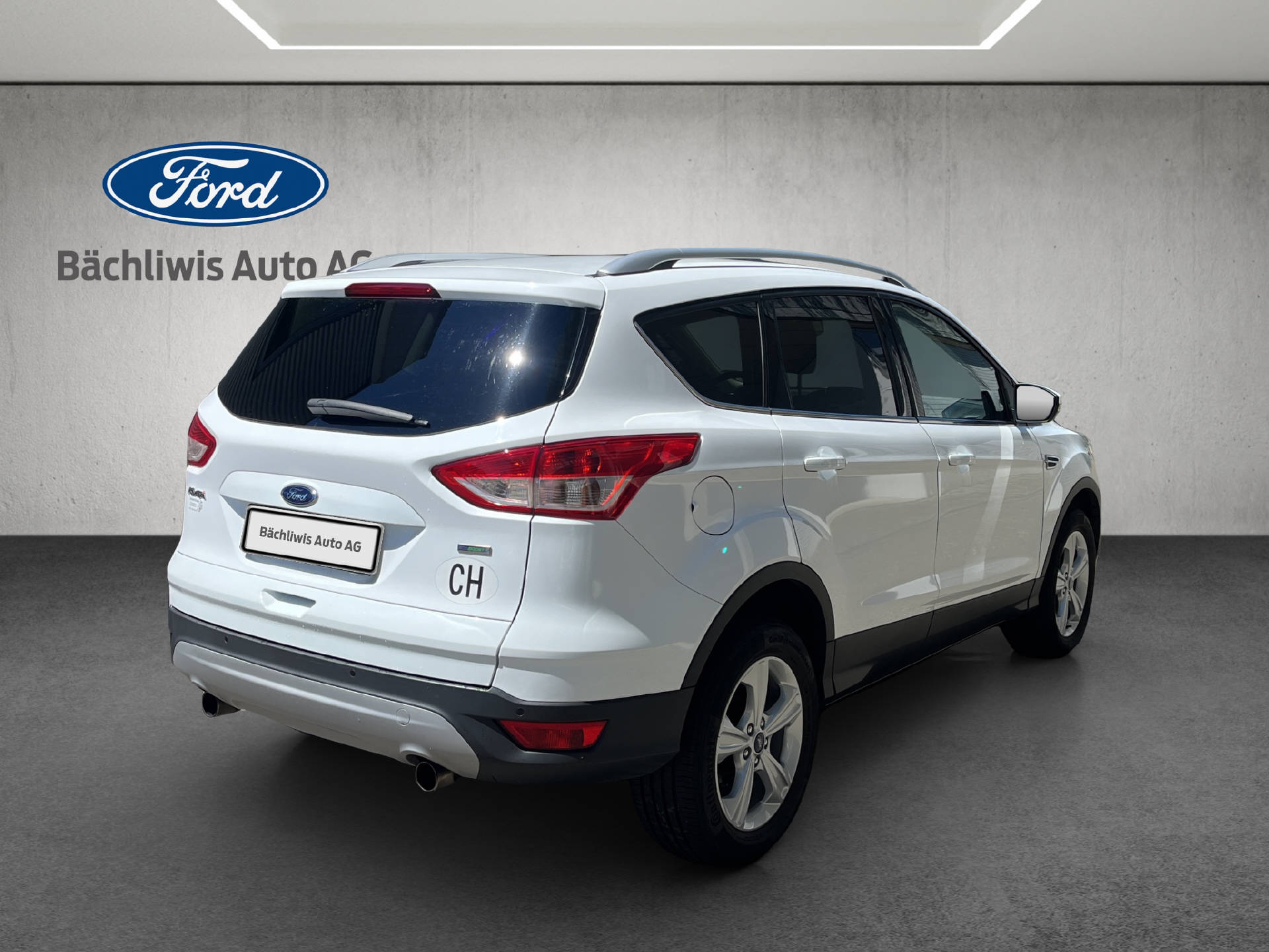FORD Kuga 1.5 EcoB 150 Titanium 2WD-image-4