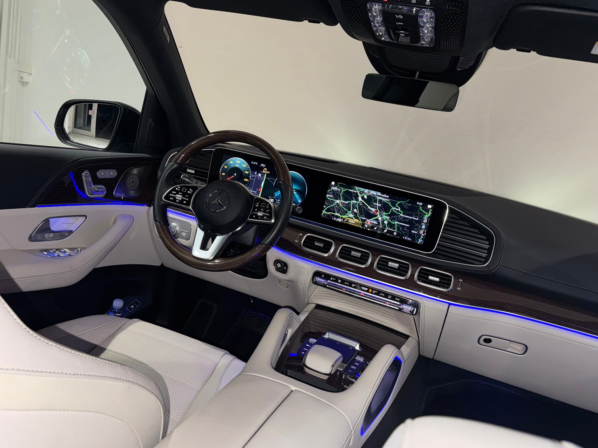 MERCEDES-BENZ GLE 400 d 4Matic AMG Line 9G-Tronic | 1.Hand | Werksgarantie | Inkl. Dachbox |-image-13