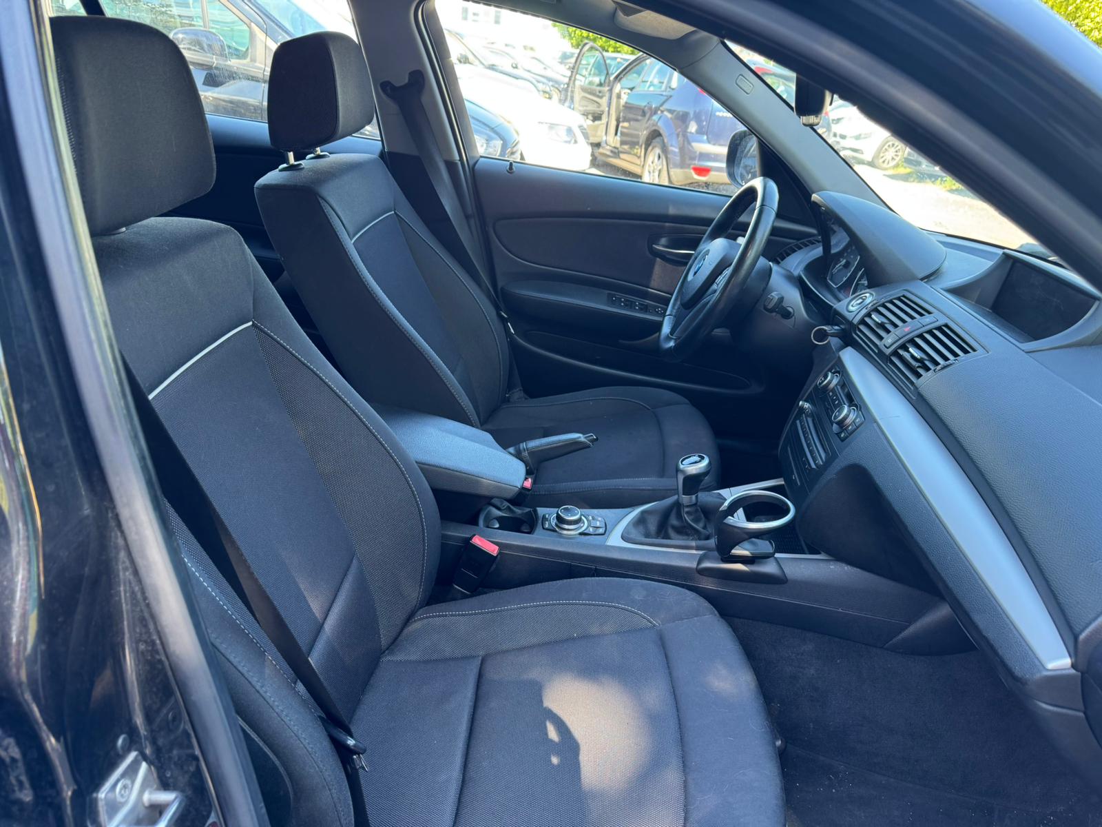BMW 120i AccessPlus-image-7