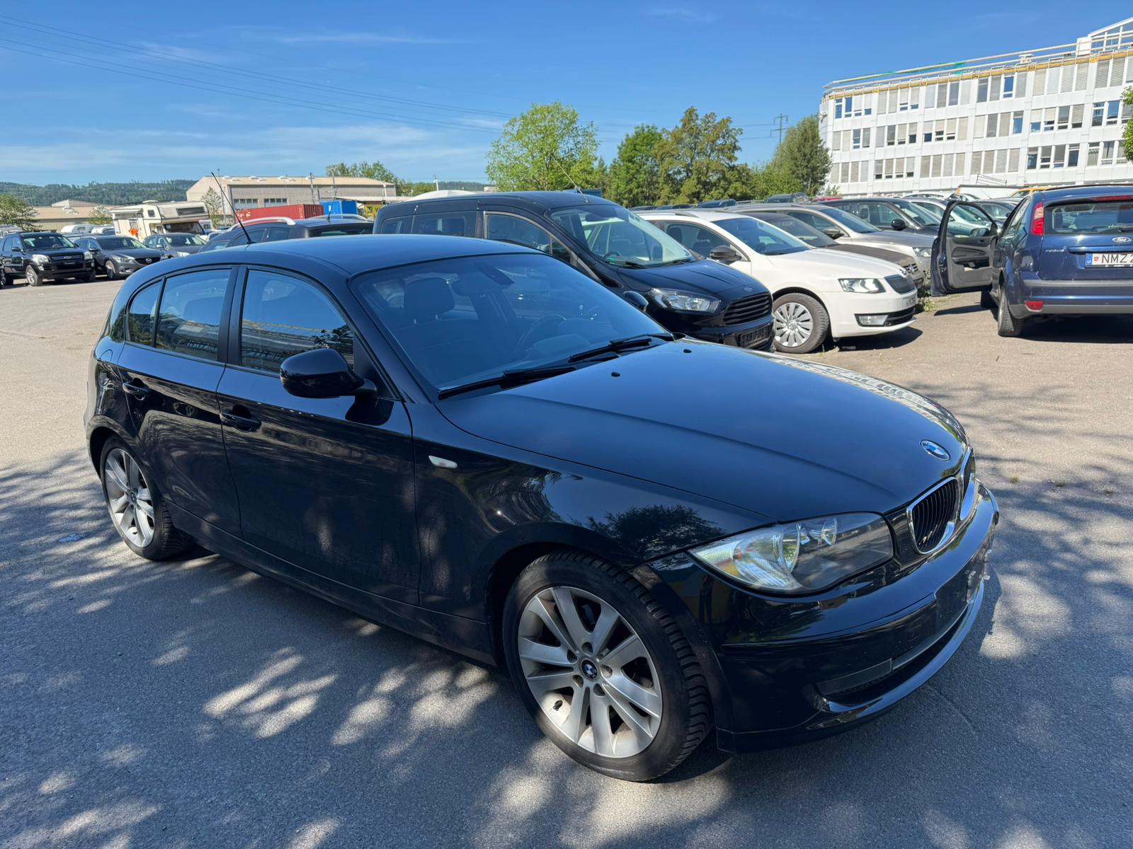 BMW 120i AccessPlus-image-2