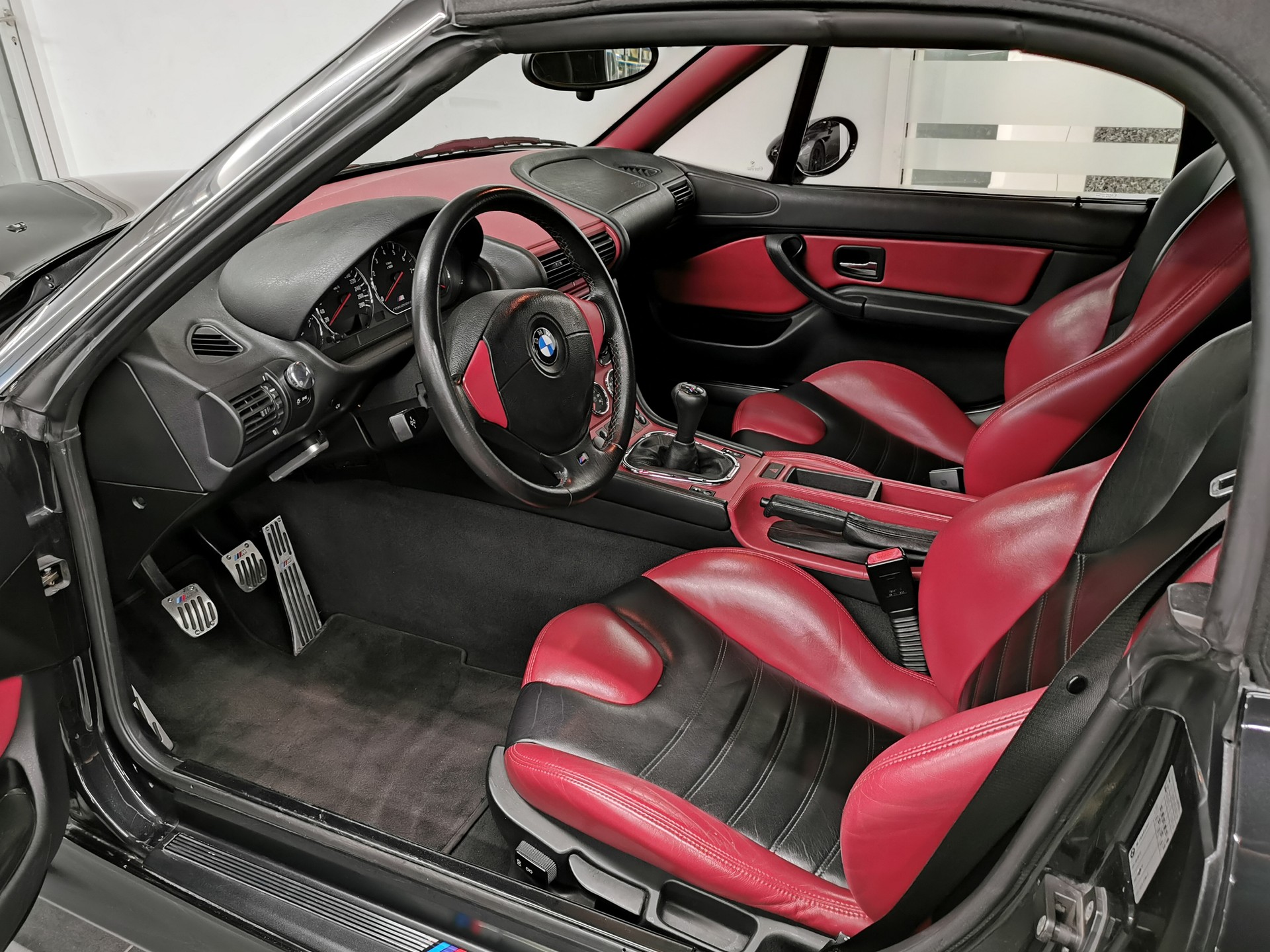 BMW M Roadster-image-9