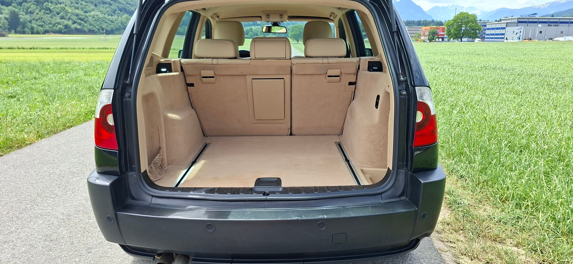 BMW X3 3.0i-image-7