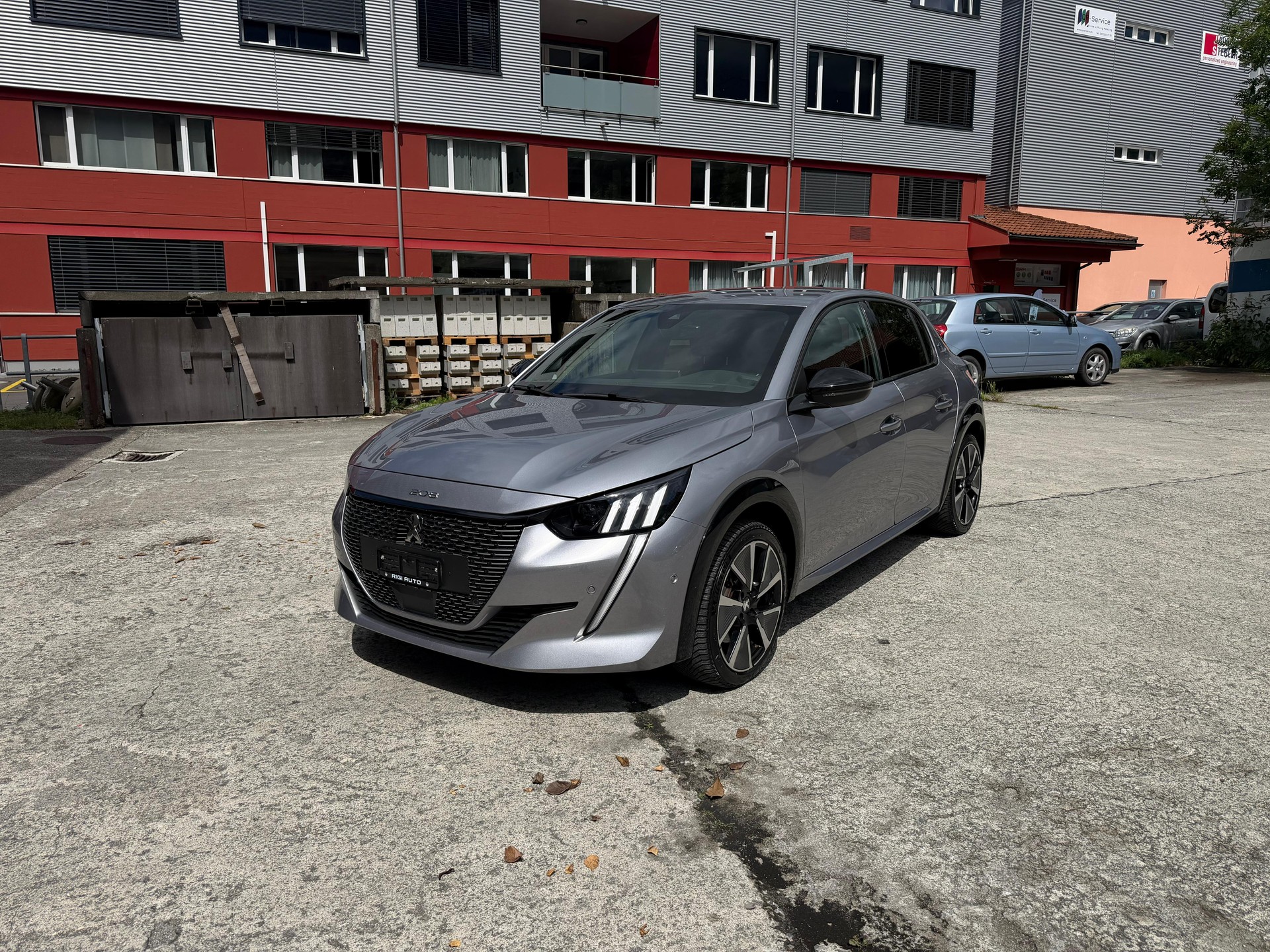 PEUGEOT 208 Elektrik GT Pack-showroom-element-1