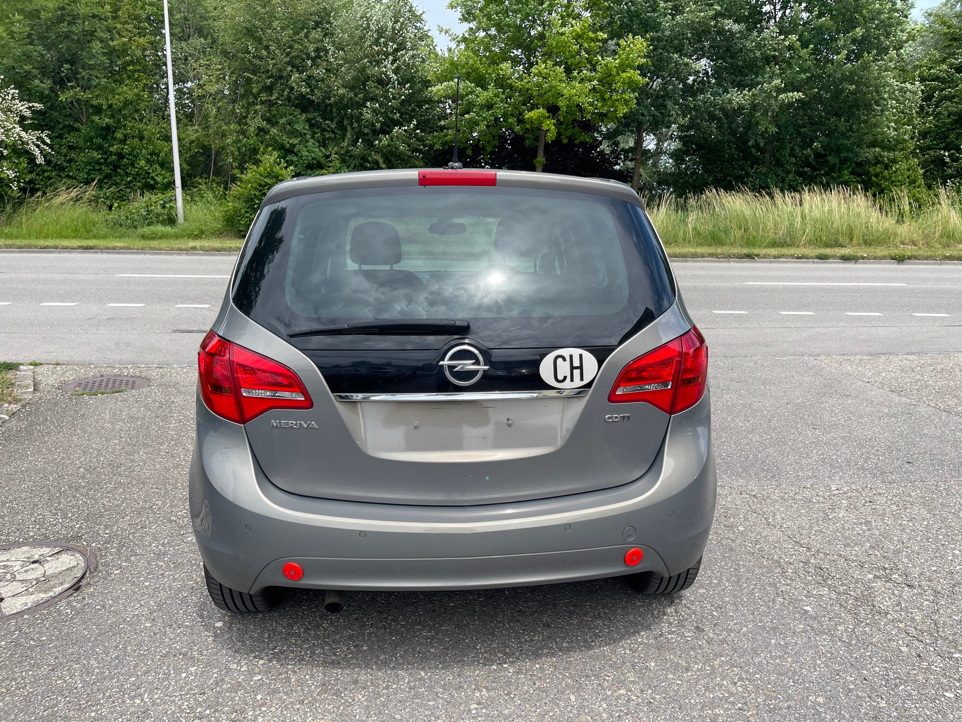 OPEL Meriva 1.7 CDTi Cosmo Automatic-image-3