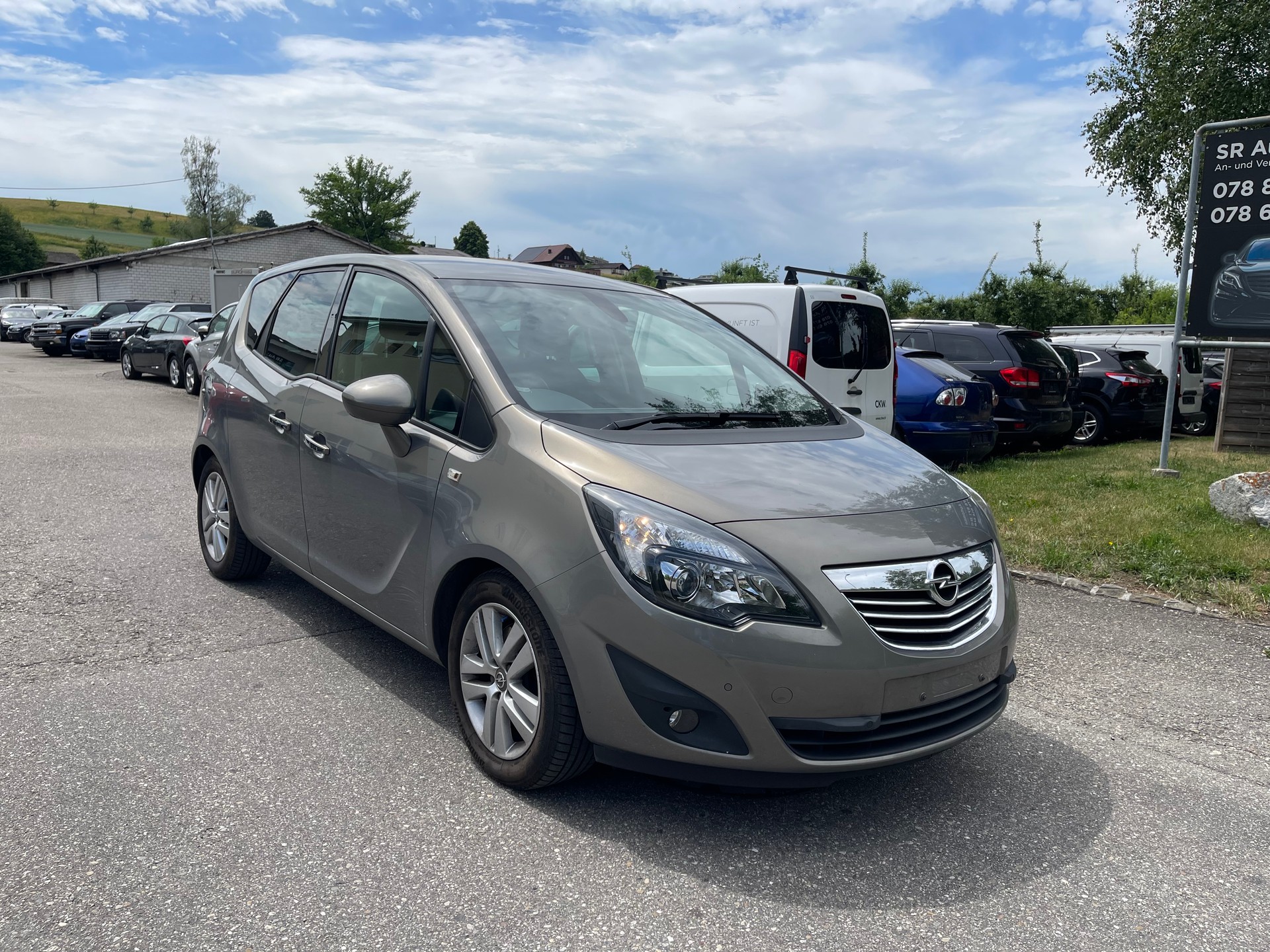 OPEL Meriva 1.7 CDTi Cosmo Automatic-image-6