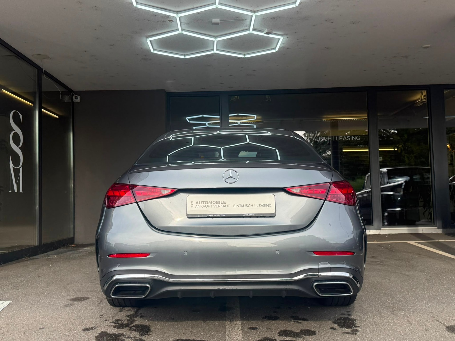MERCEDES-BENZ C 200 AMG Line-image-7