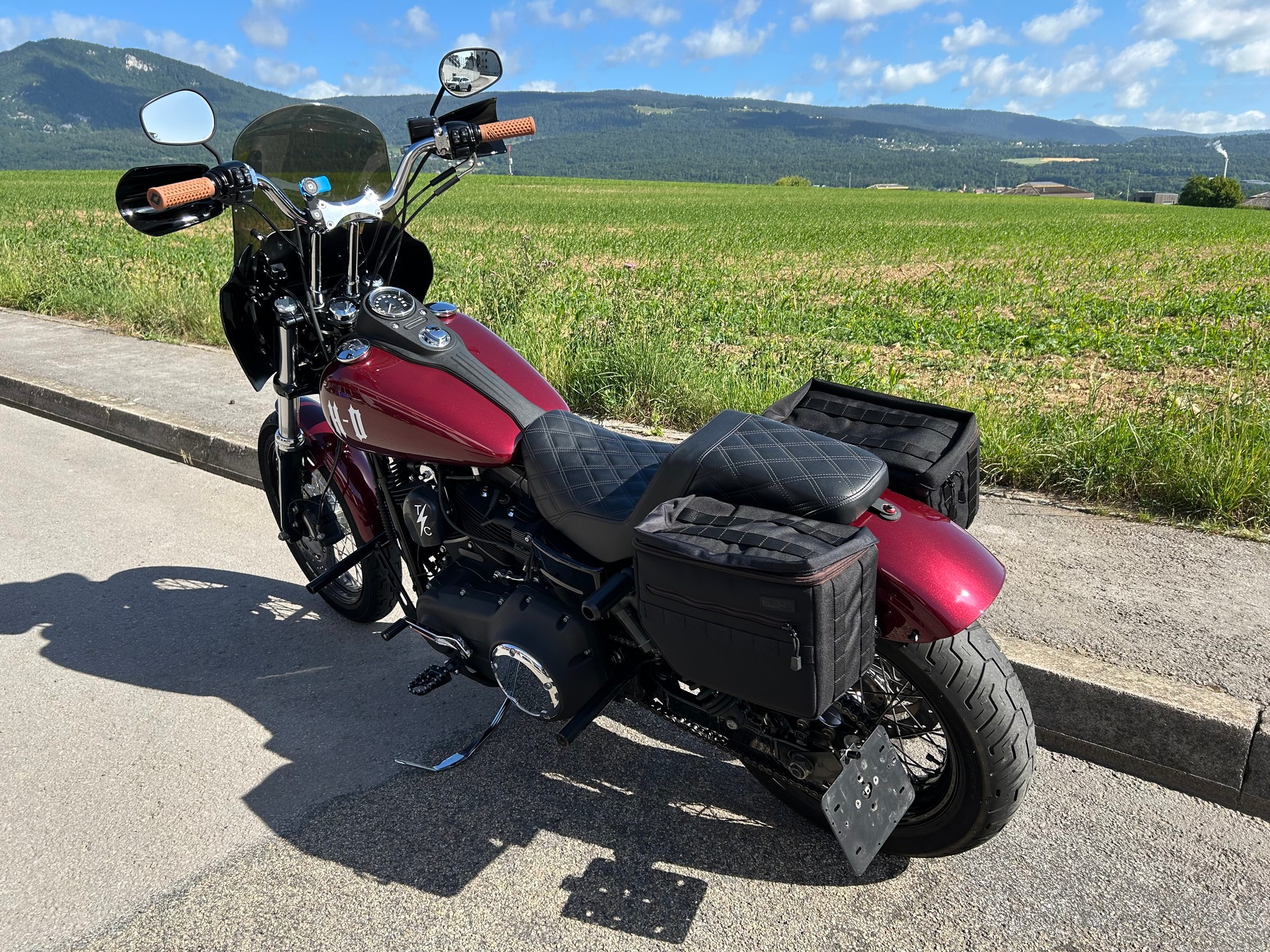 HARLEY-DAVIDSON FXDB Dyna Street Bob 103 ABS-image-3