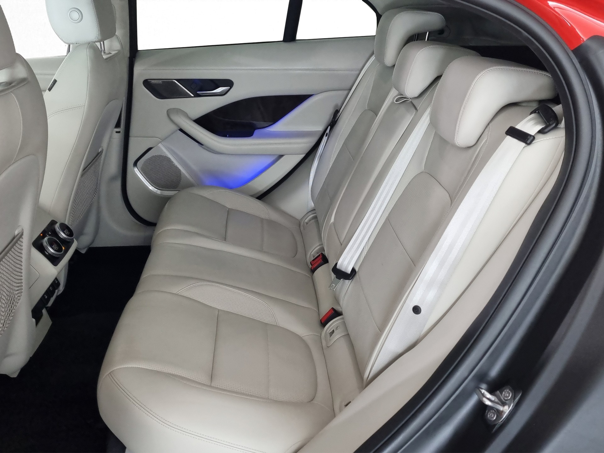 JAGUAR I-Pace EV400 S AWD-image-6
