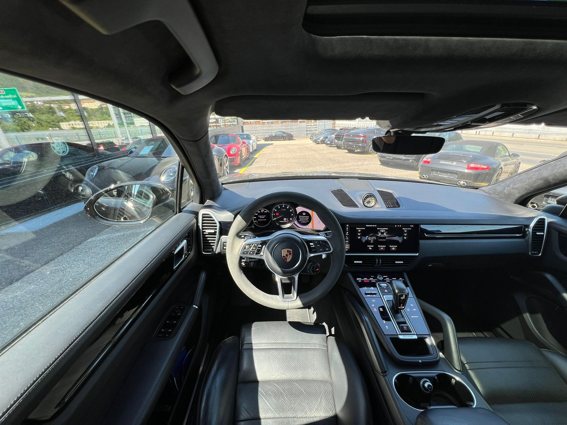 PORSCHE Cayenne E-Hybrid modèle 2019-image-7