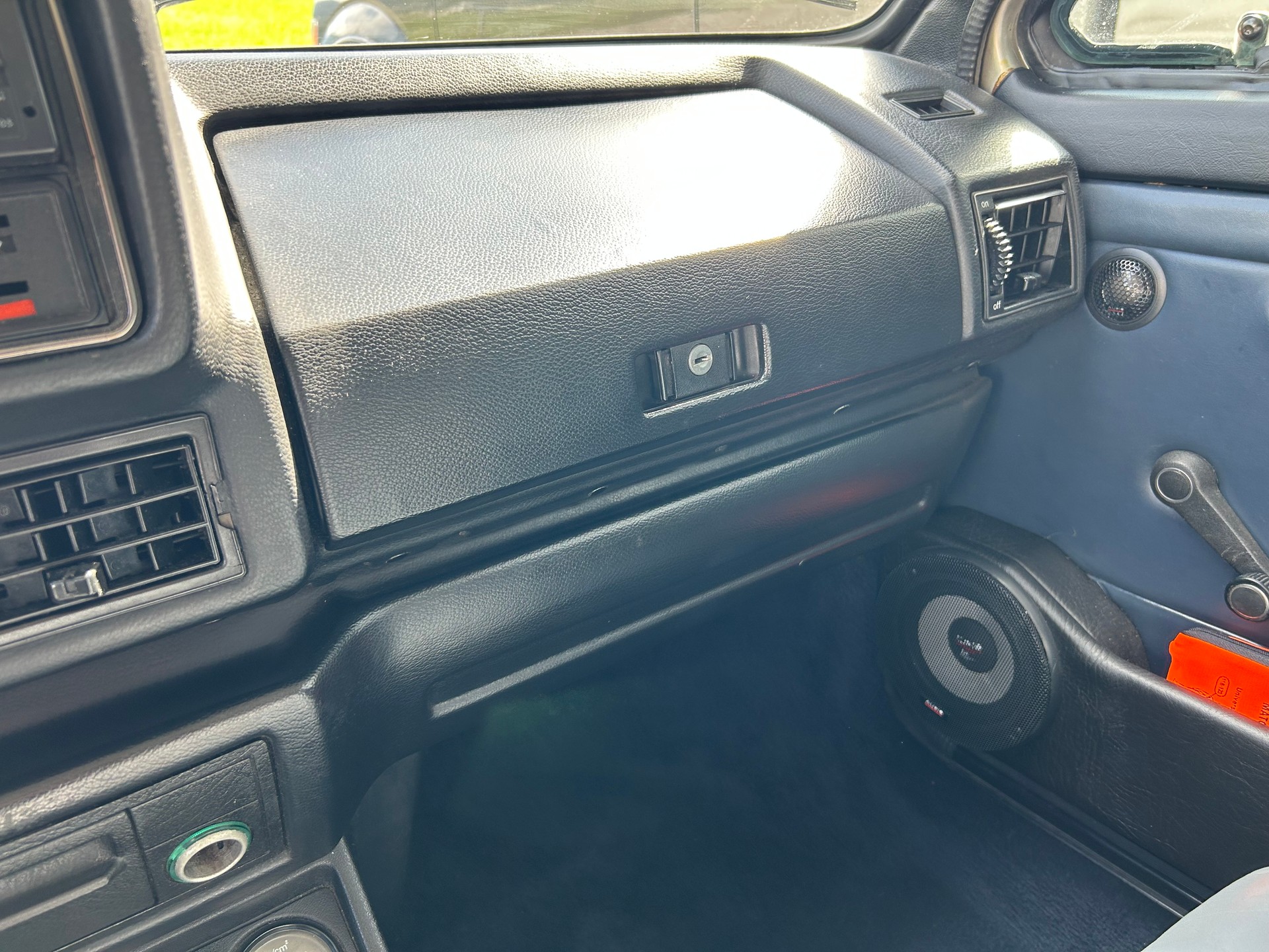 VW GOLF-image-10