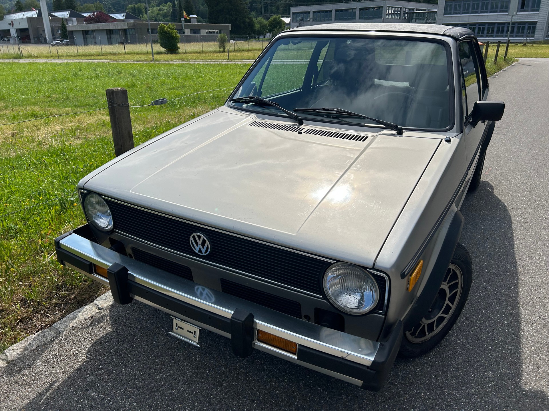 VW GOLF-image-2