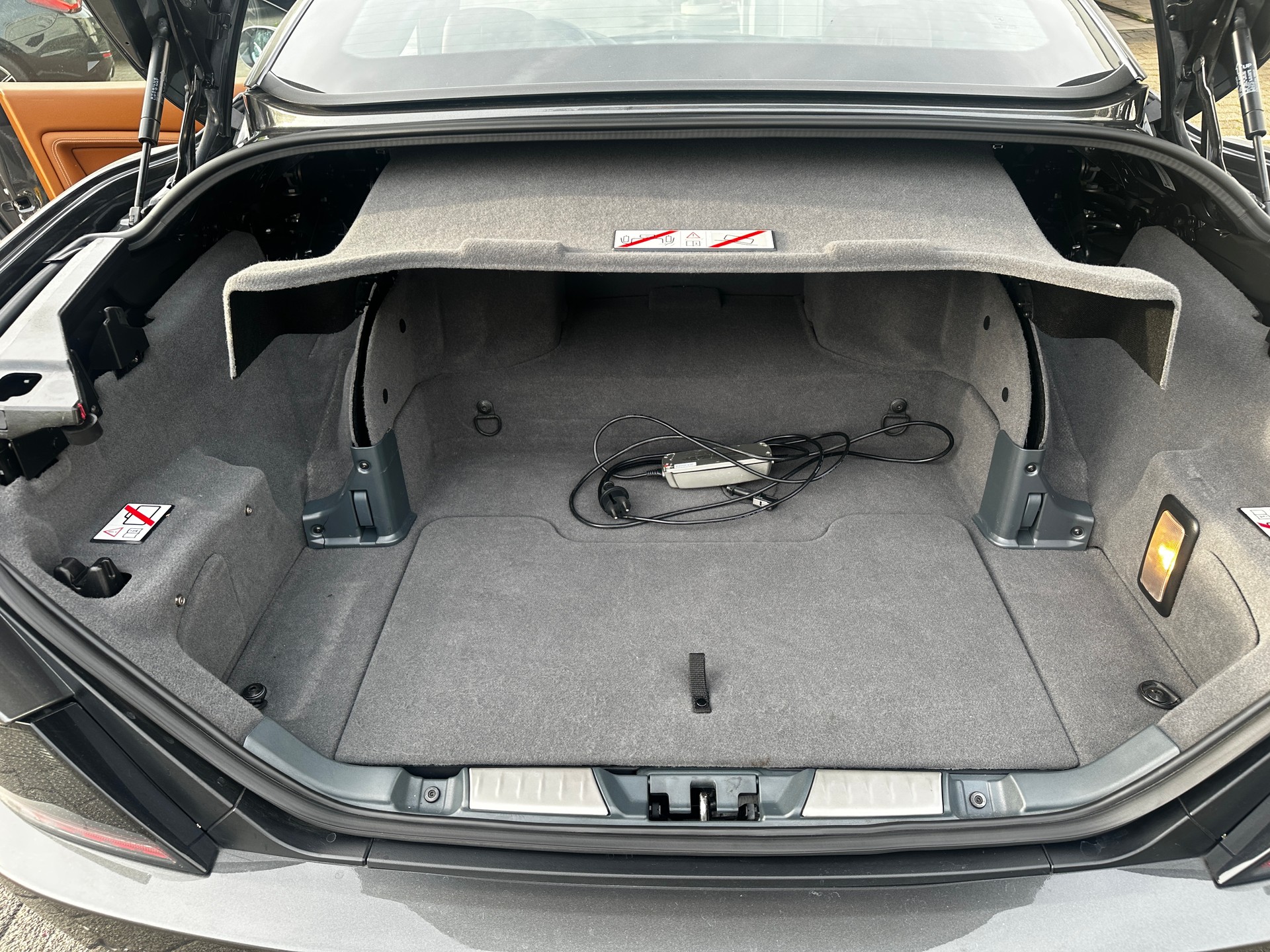 FERRARI California 4.3 V8-image-14