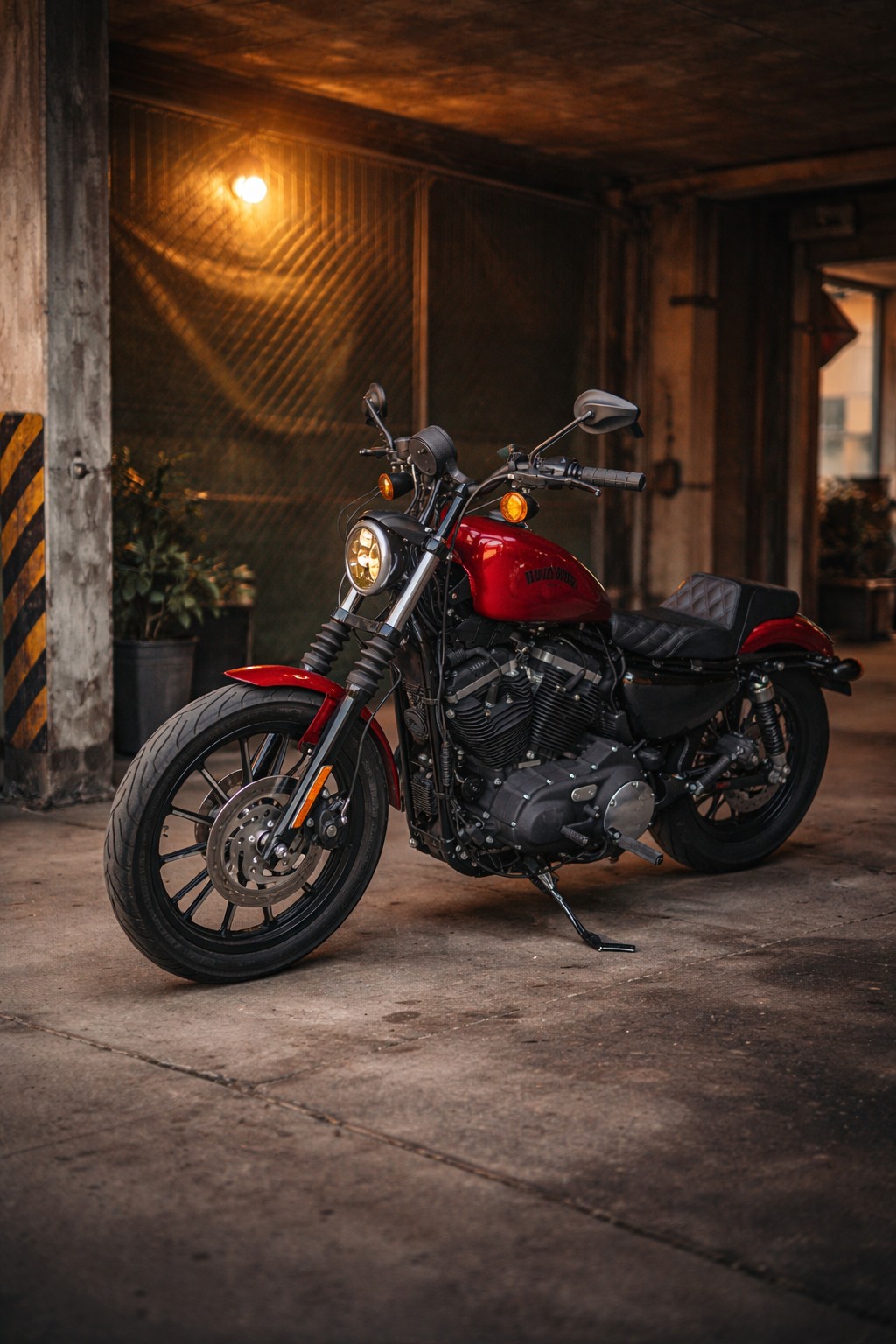 HARLEY-DAVIDSON XL 883 N Sportster Iron-image-4