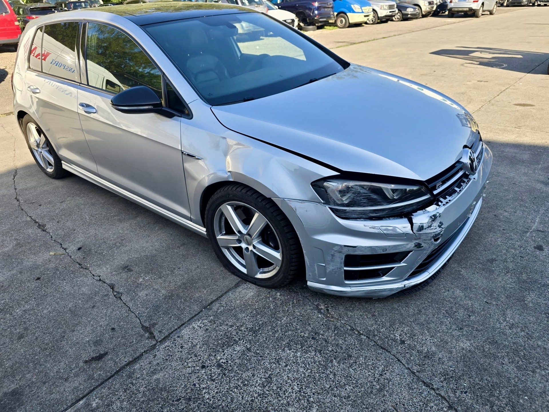 VW Golf 2.0 TSI R 4Motion DSG-image-1