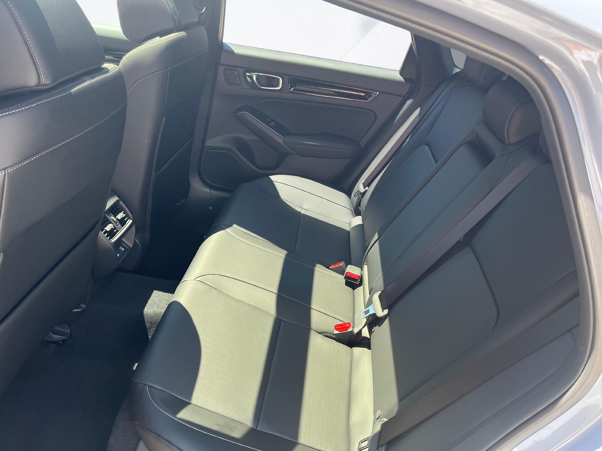 HONDA Civic 2.0 i-MMD Advance-image-11