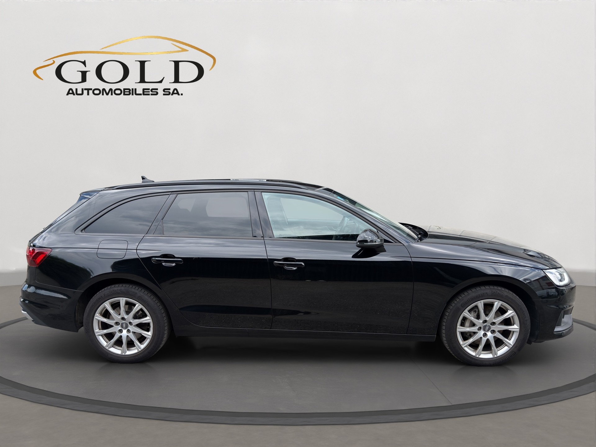AUDI A4 Avant 40 TDI Attraction quattro S-tronic-image-10