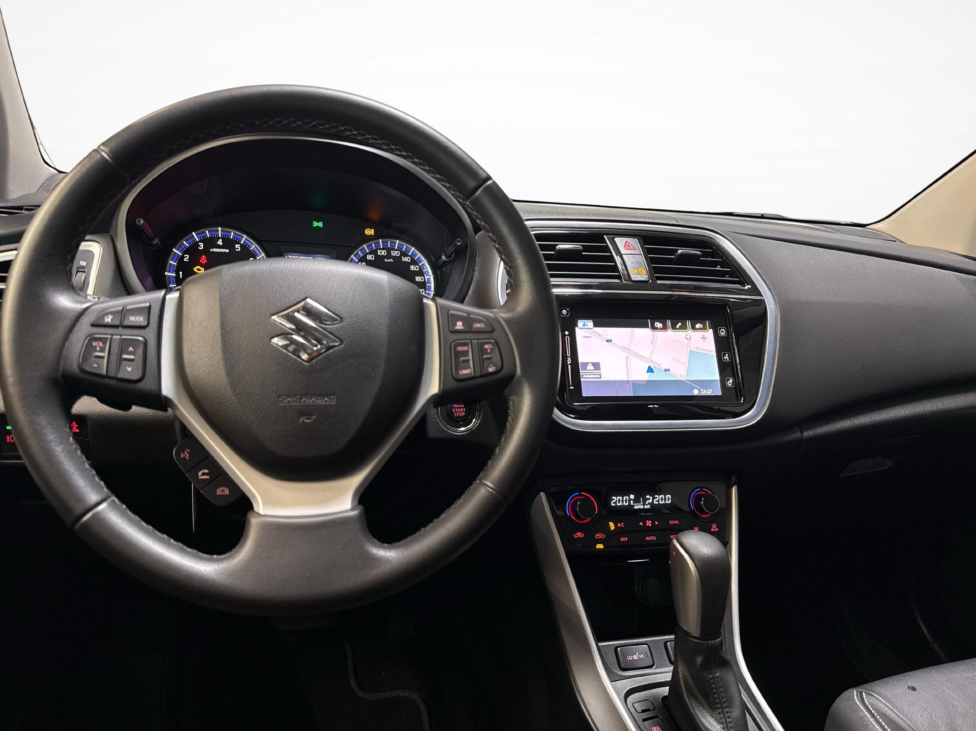 SUZUKI SX4 S-Cross 1.4 T Compact Top 4x4-image-8