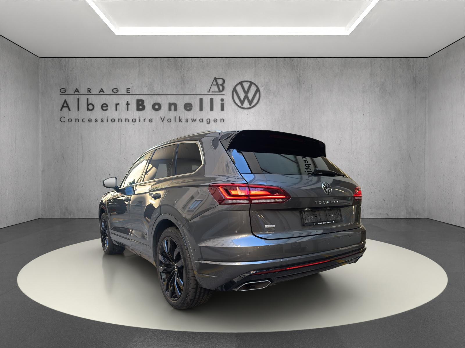 VW Touareg 3.0 TDI R Line 75 Edition Tiptronic-showroom-element-3