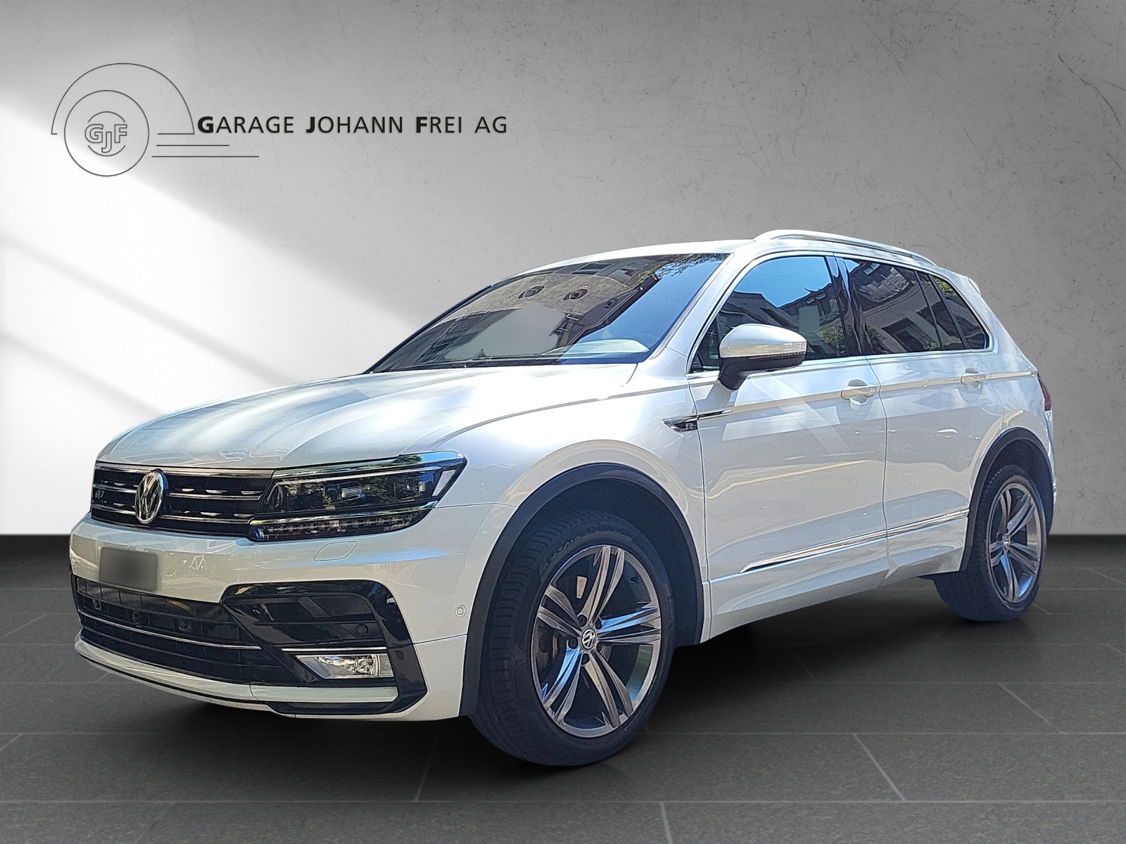 VW Tiguan Highline R-Line 2.0TDI 190PS DSG 4Motion