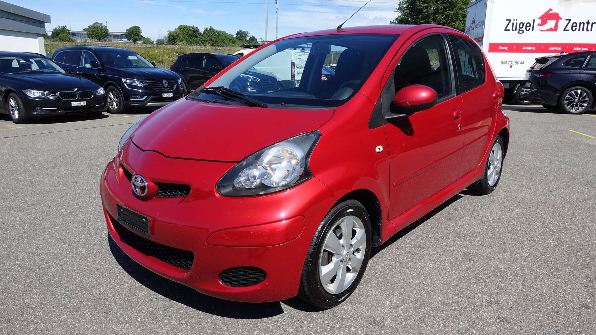 TOYOTA Aygo 1.0 Linea Luna Red