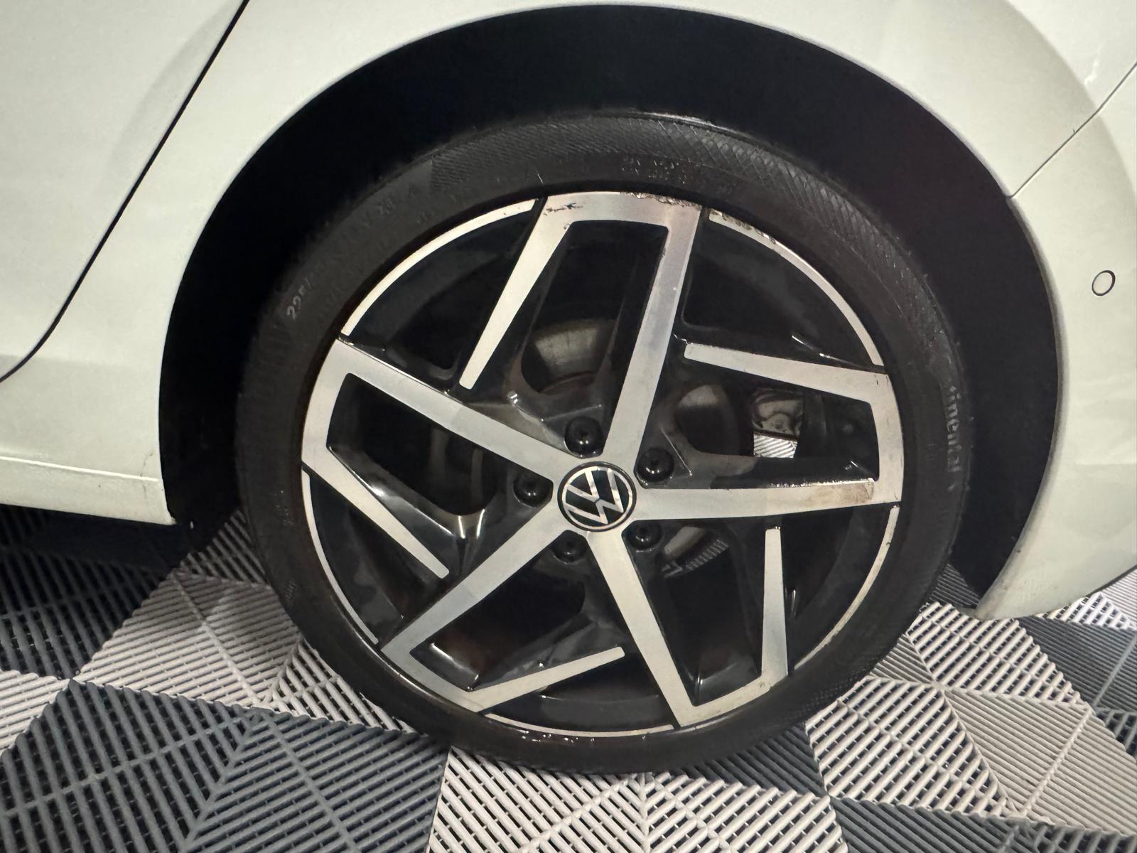 VW Golf 1.5 eTSI mHEV ACT Style DSG-image-27