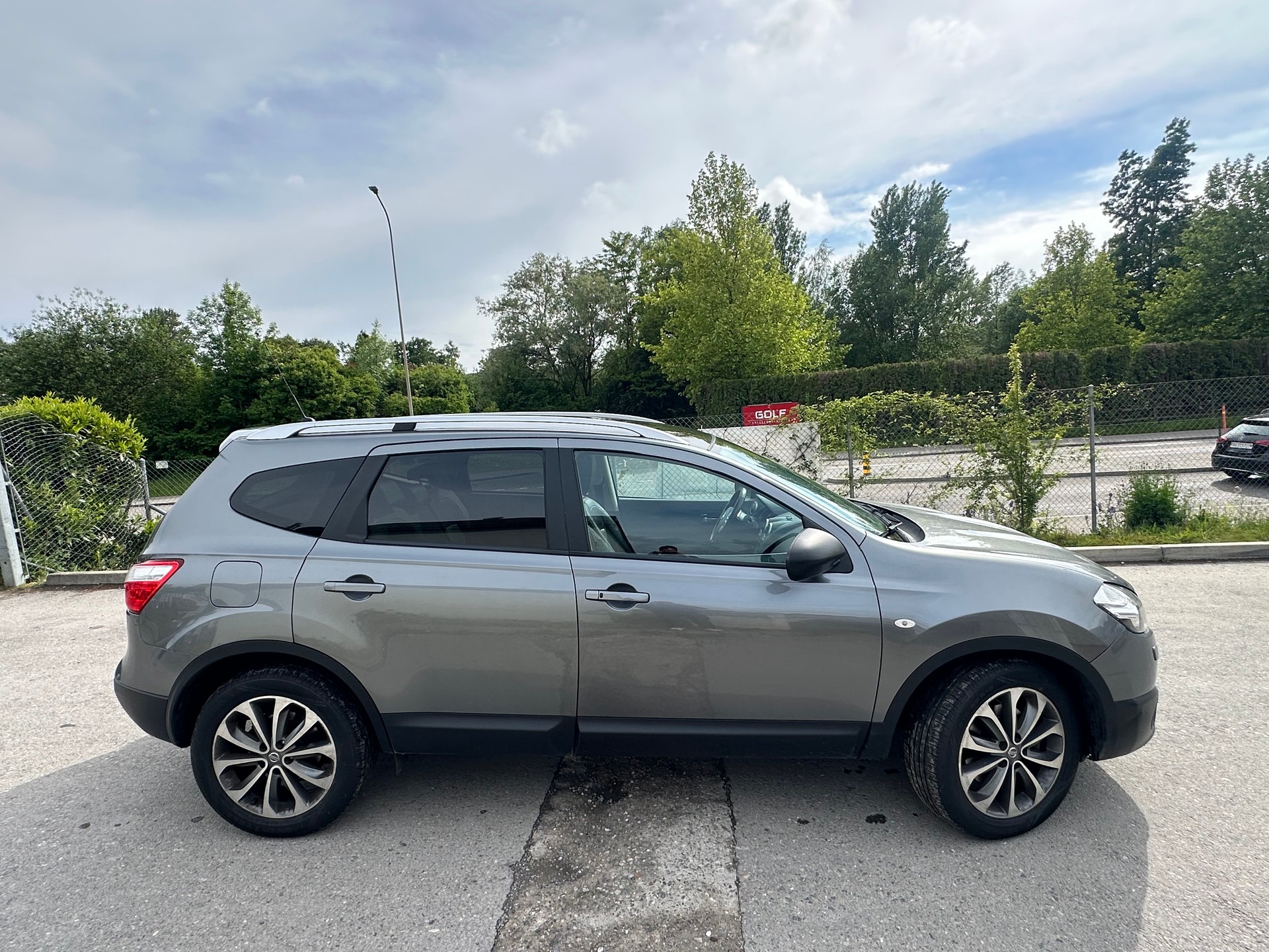 NISSAN Qashqai +2 2.0 dCi 4WD tekna Automatic-image-5
