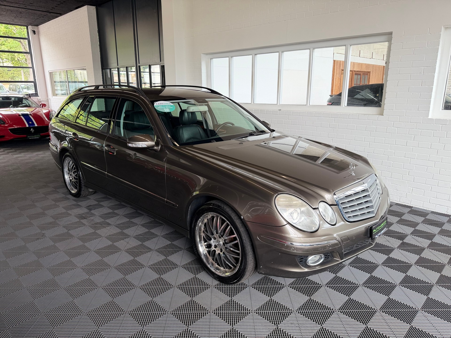MERCEDES-BENZ E 350 Elégance 4Matic Automatic