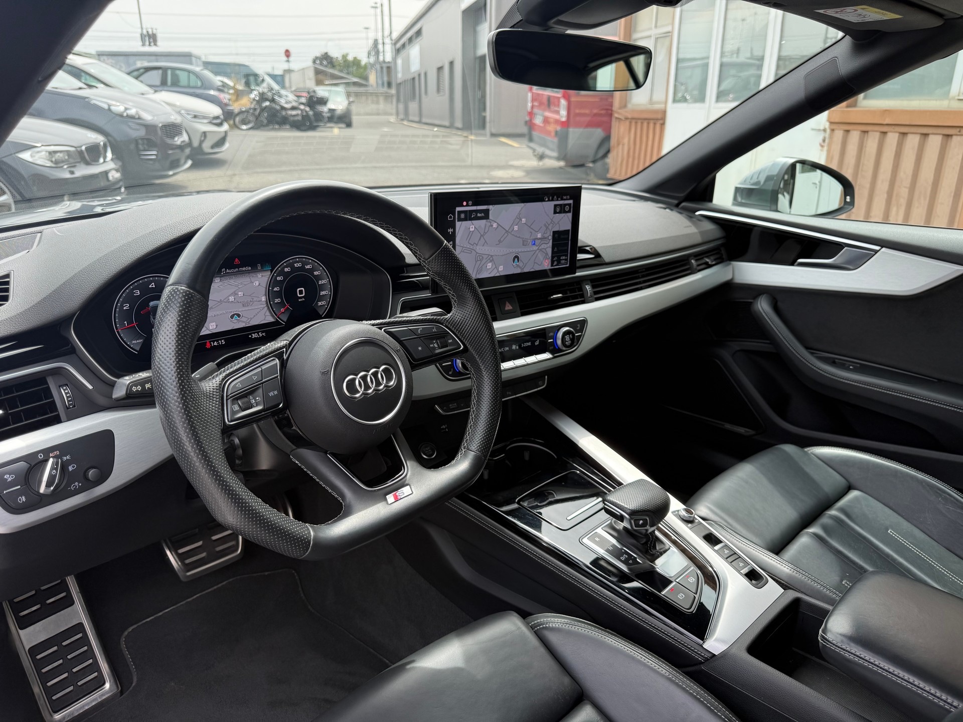 AUDI A5 Cabriolet 40 TFSI S-Line S-tronic-image-4