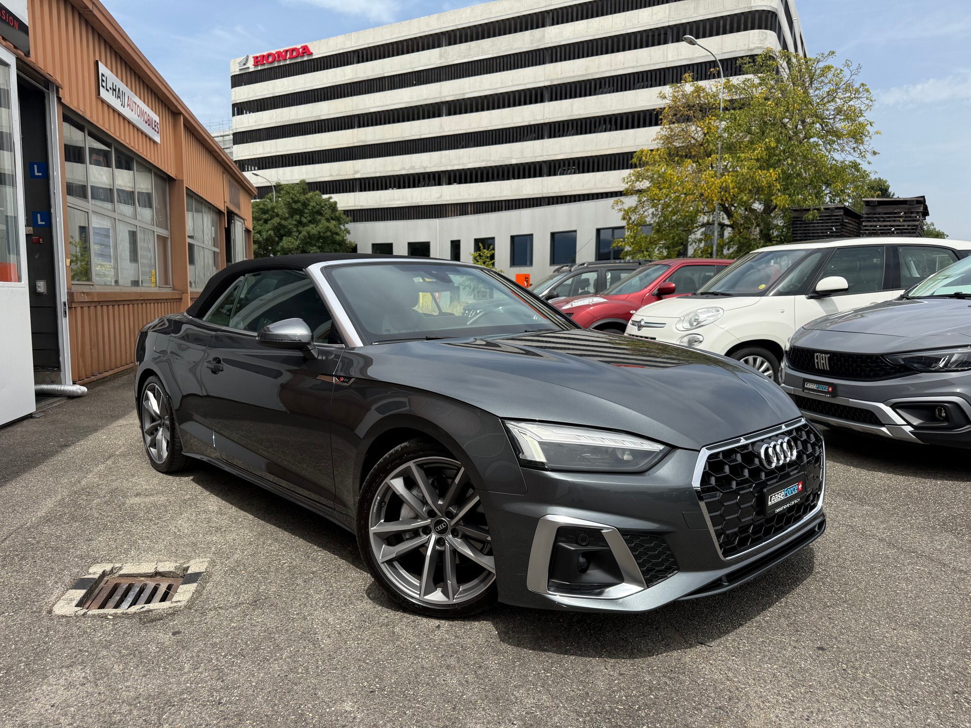 AUDI A5 Cabriolet 40 TFSI S-Line S-tronic-image-1