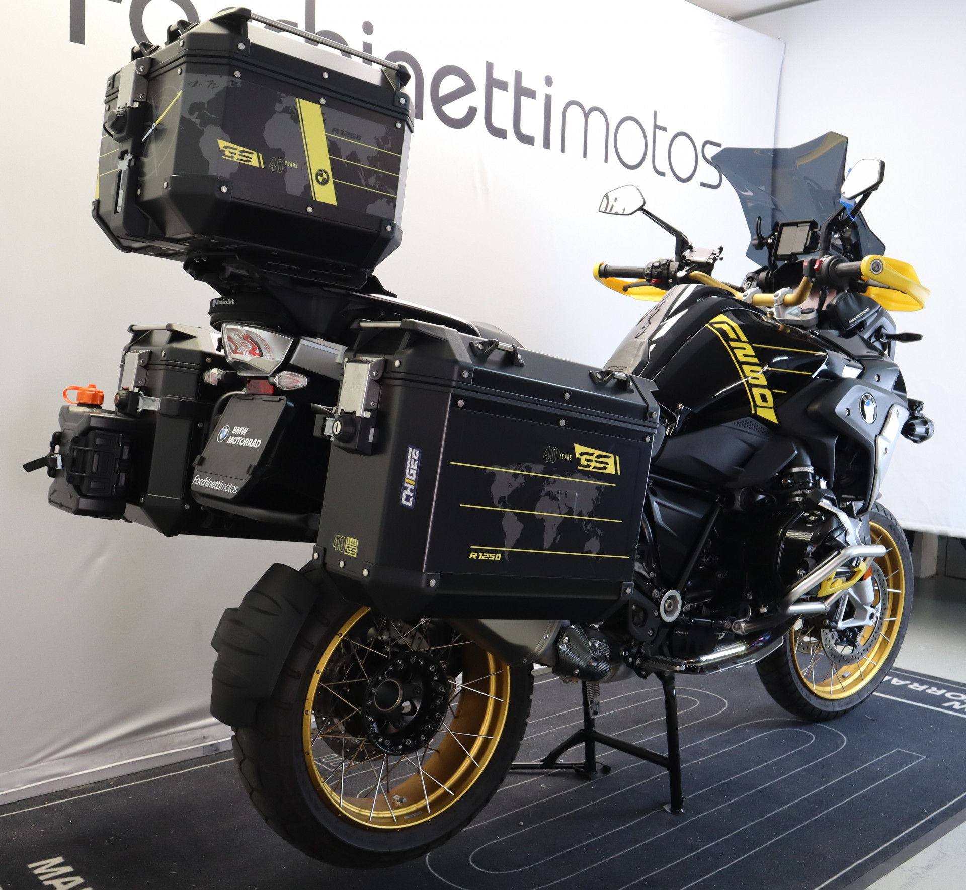 BMW R 1250 GS Edition 40 Years GS-image-2