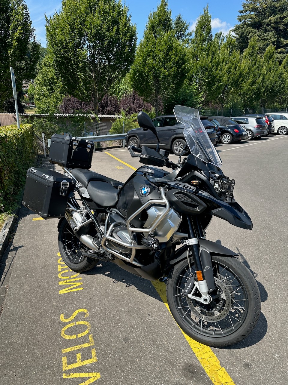 BMW R 1250 GS Adventure-image-0