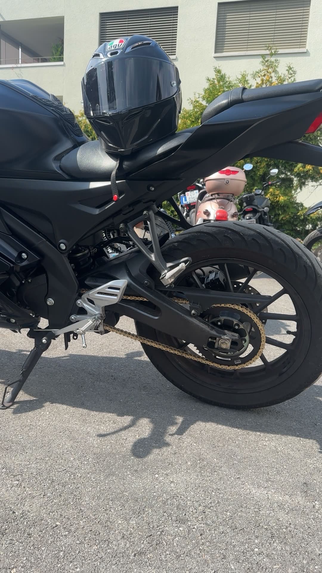 YAMAHA YZF-R 125 ABS-image-5